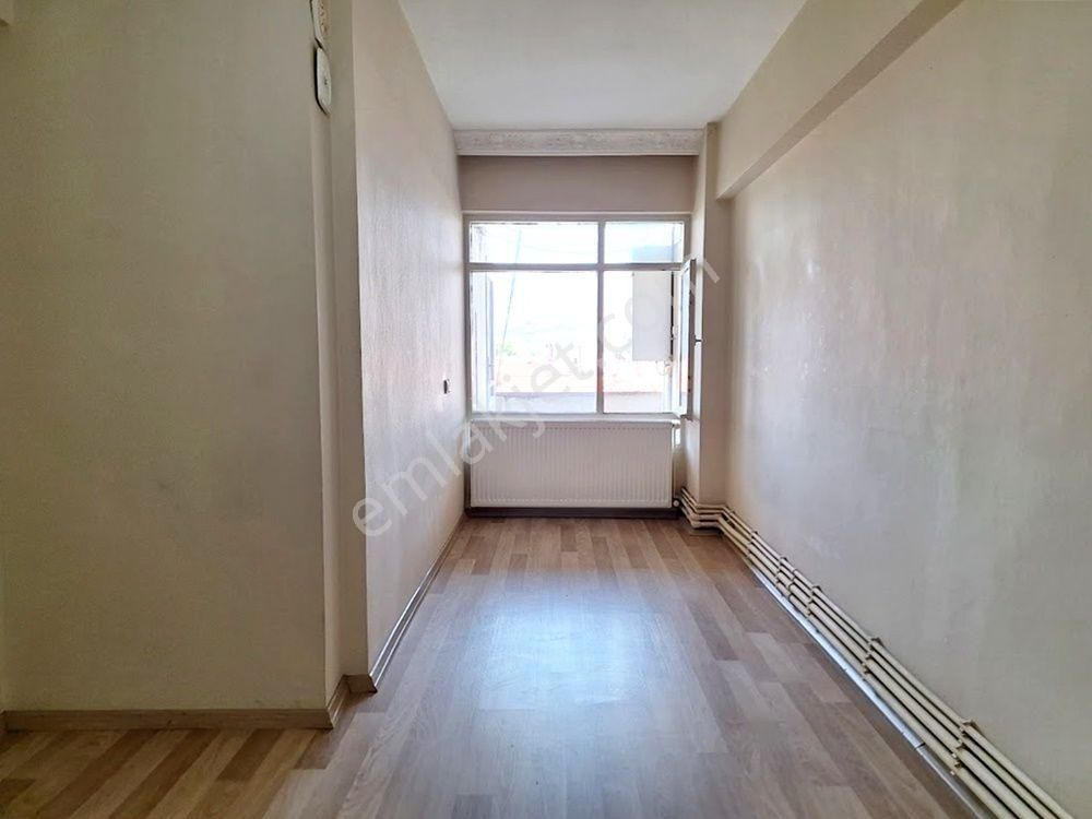 Adapazarı Merkezde Kiralık 3+1 Daire - Görsel 22