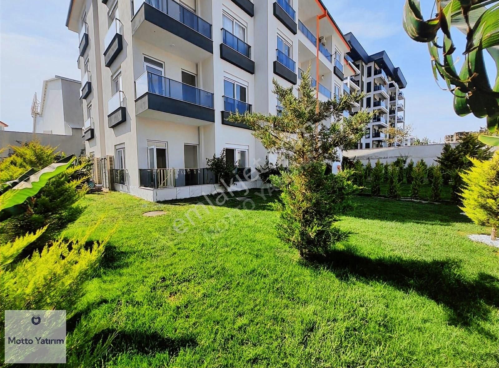 Altıntaş Da En Büyük Bahçe Kullanim Alanına Sahip 1+1 Daire