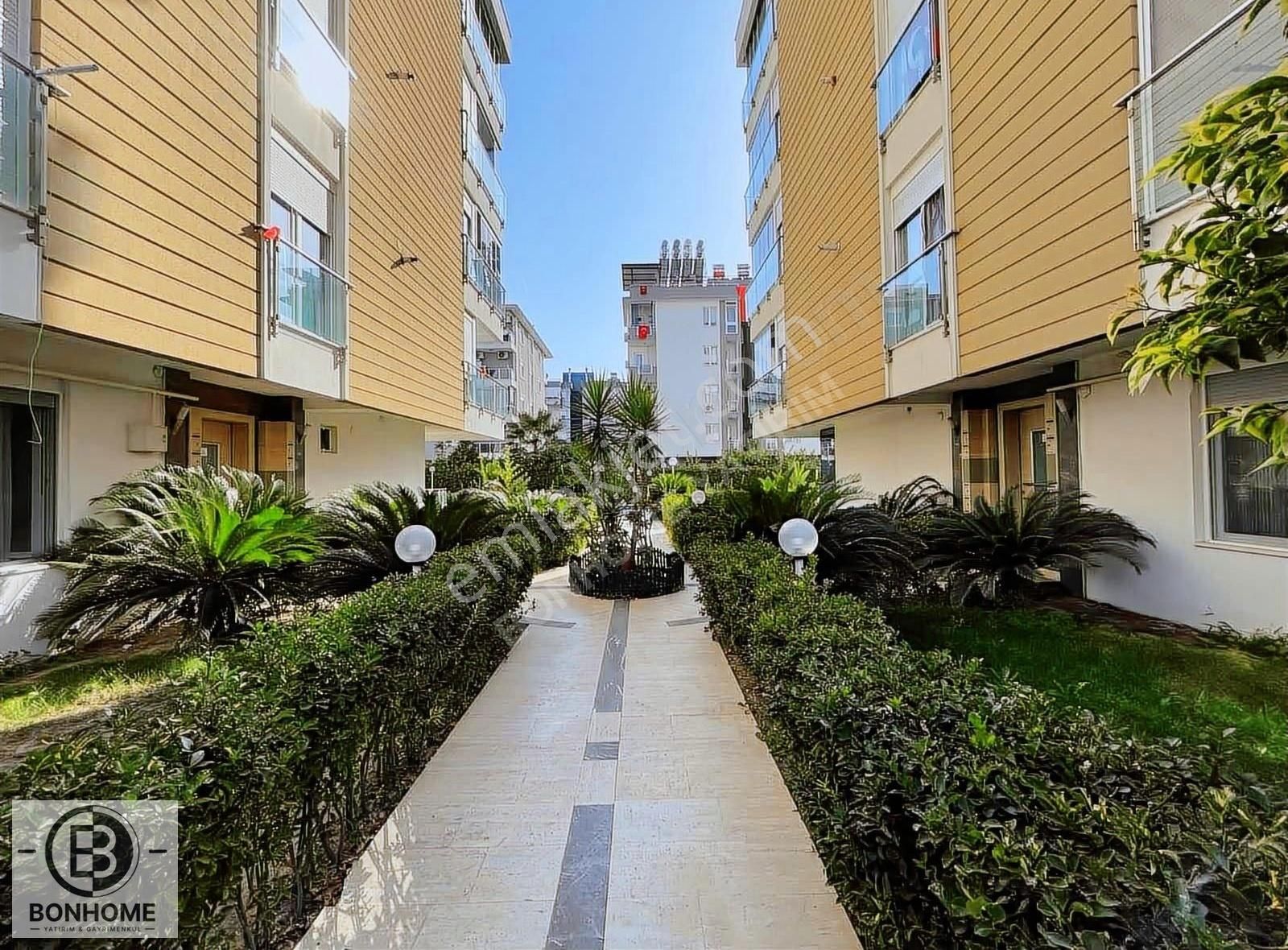Çağlayan Lüks 1 + 1 Satılık Daire