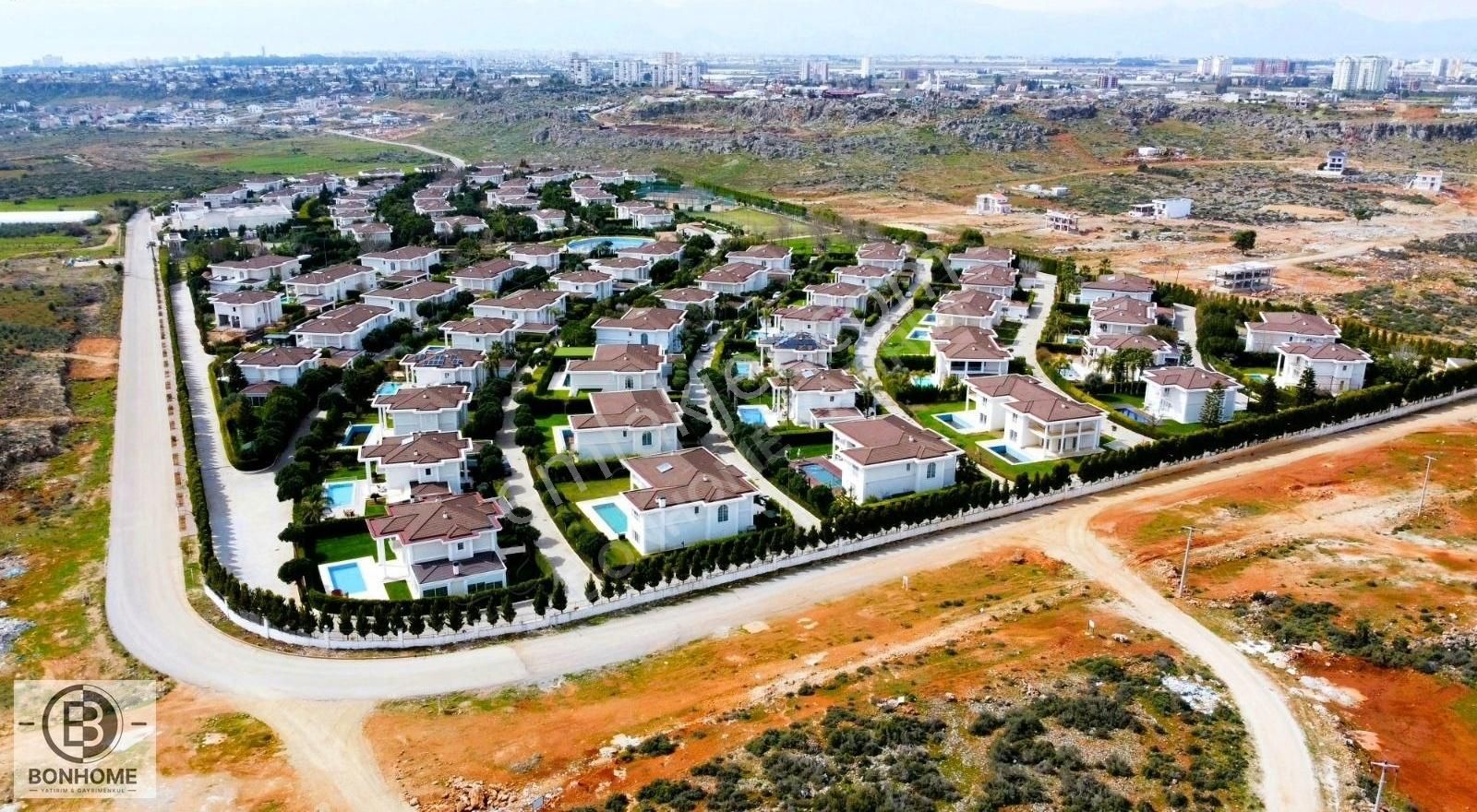 Lara Hill' E Komşu, Fırsat Villa Parseli!