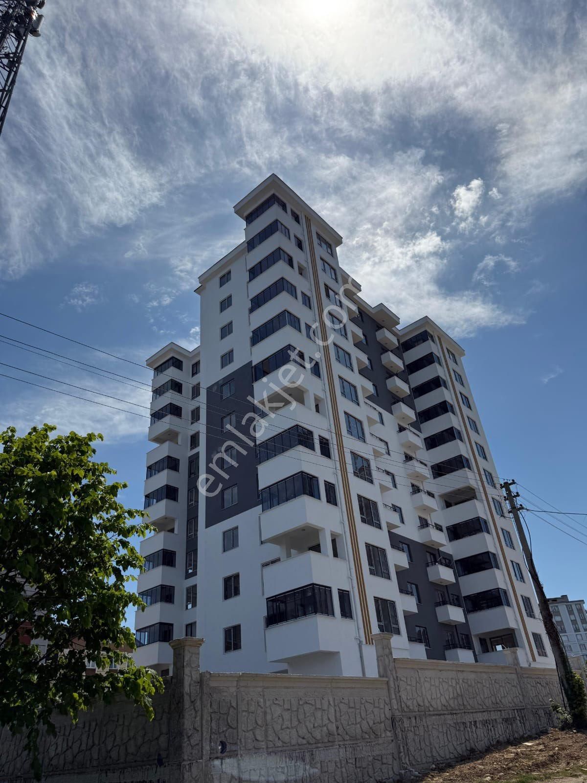 Evkaf Mahallesi Uzunkum Plajı Karşısında Satılık Daire