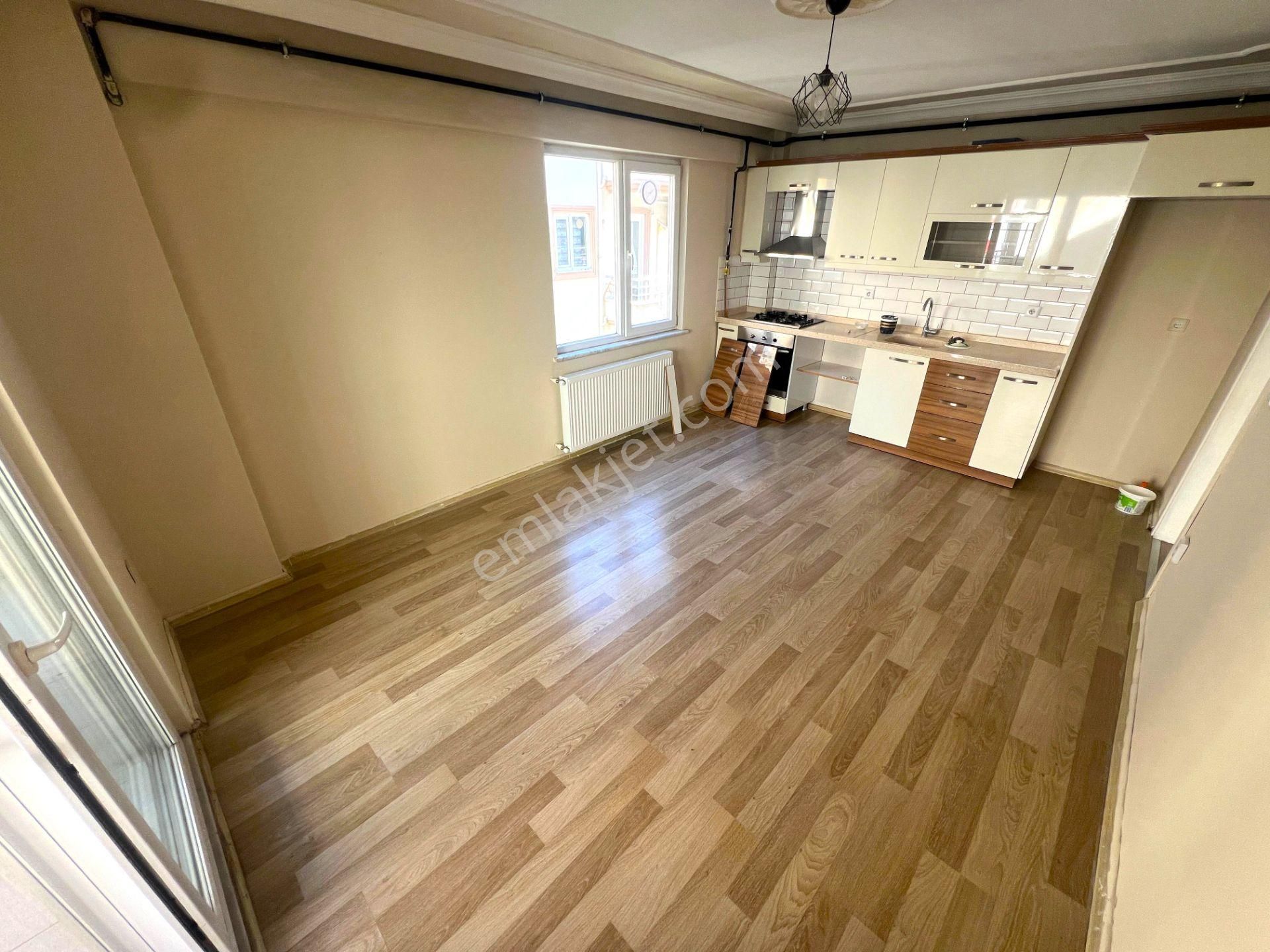 Yükselden Akçay'da Yeni Binada Arakat Asansörlü Ultra Lux Daire