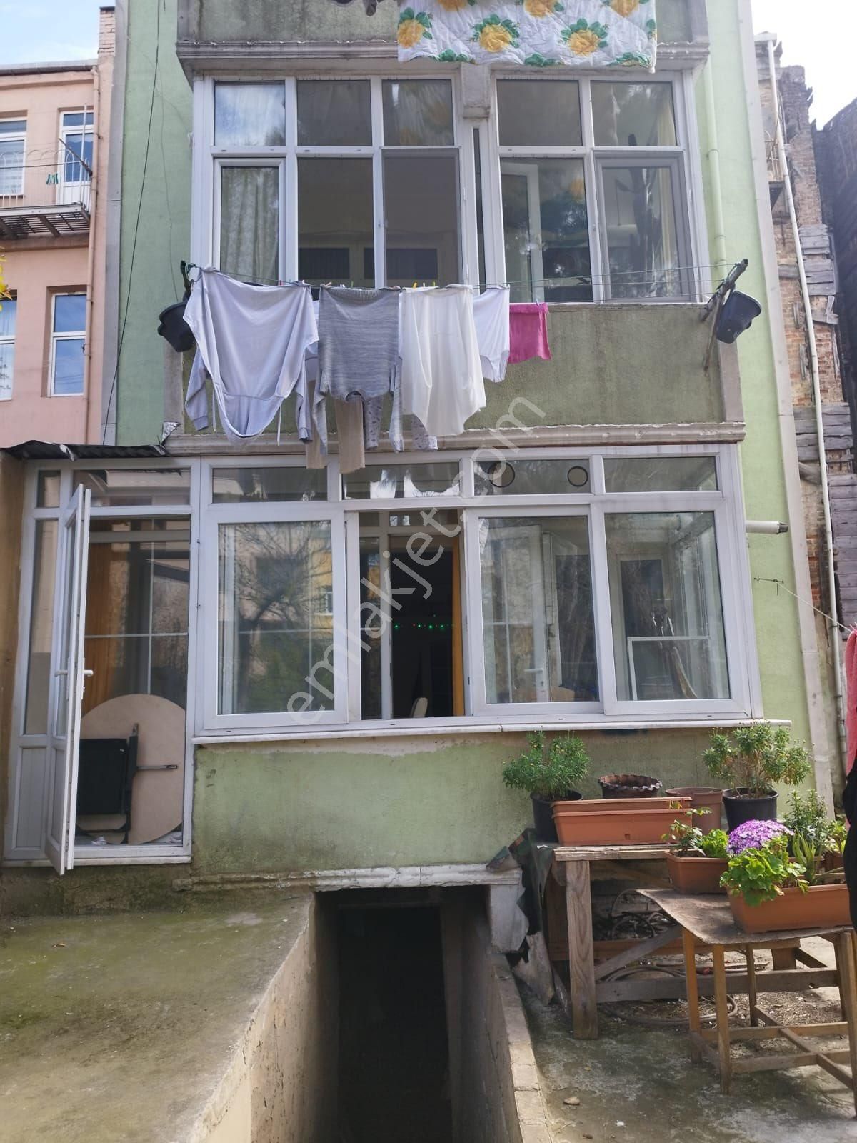 Naz Emlaktan Murat Reis Mahallesinde 2+1 Satılık Daire - Görsel 18