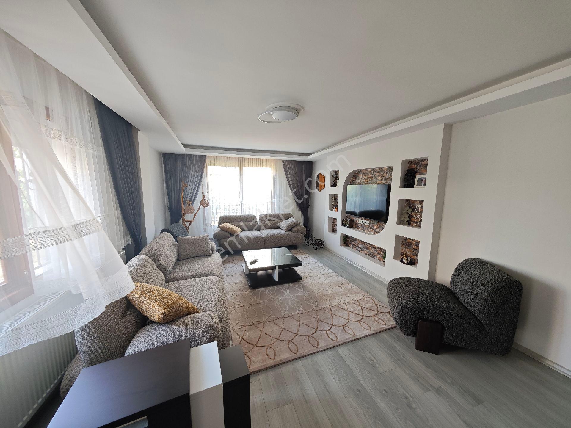 Didim'de Satılık Çok Büyük Bahçeli Villa - Görsel 4