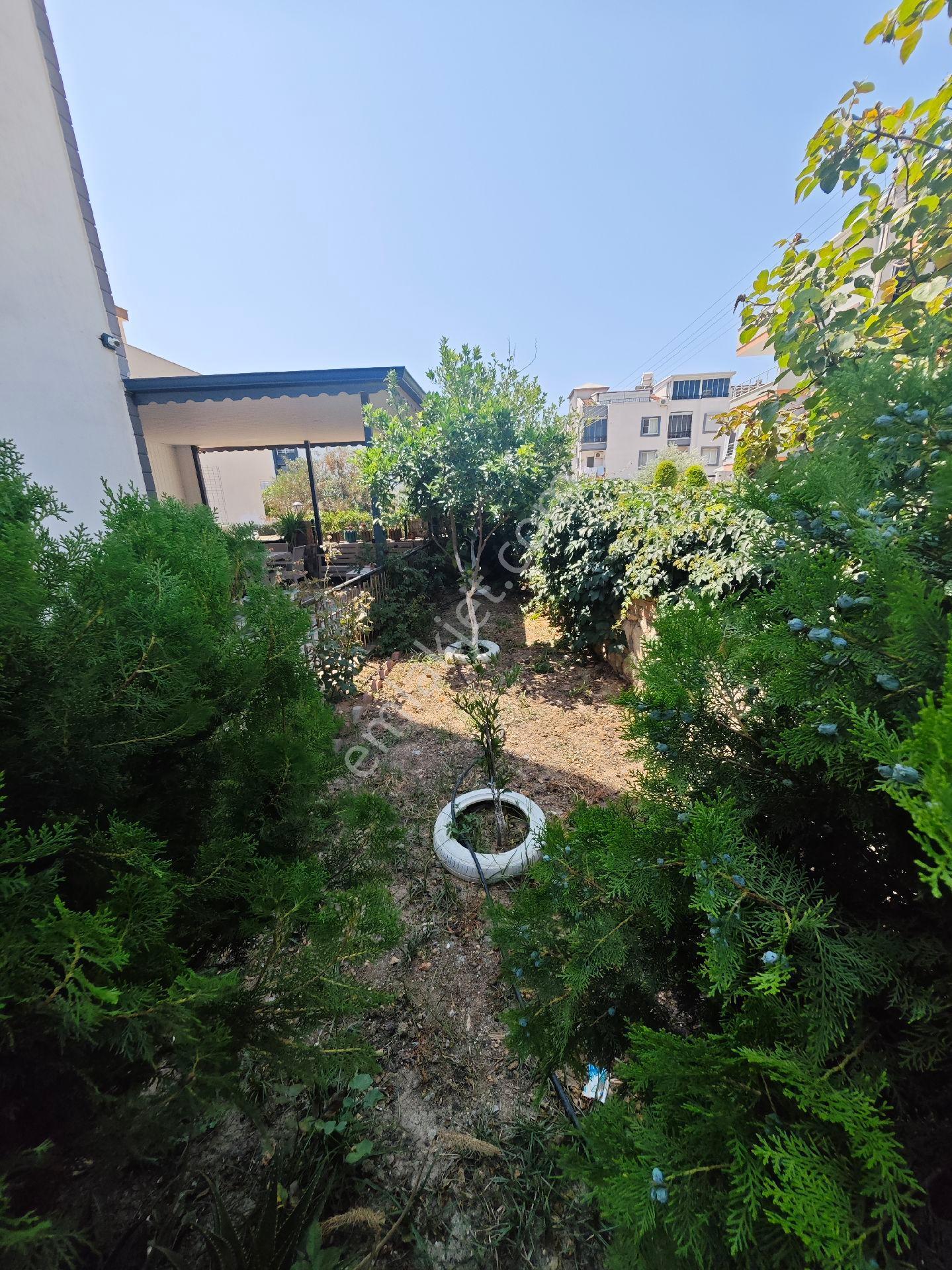 Didim'de Satılık Çok Büyük Bahçeli Villa - Görsel 2