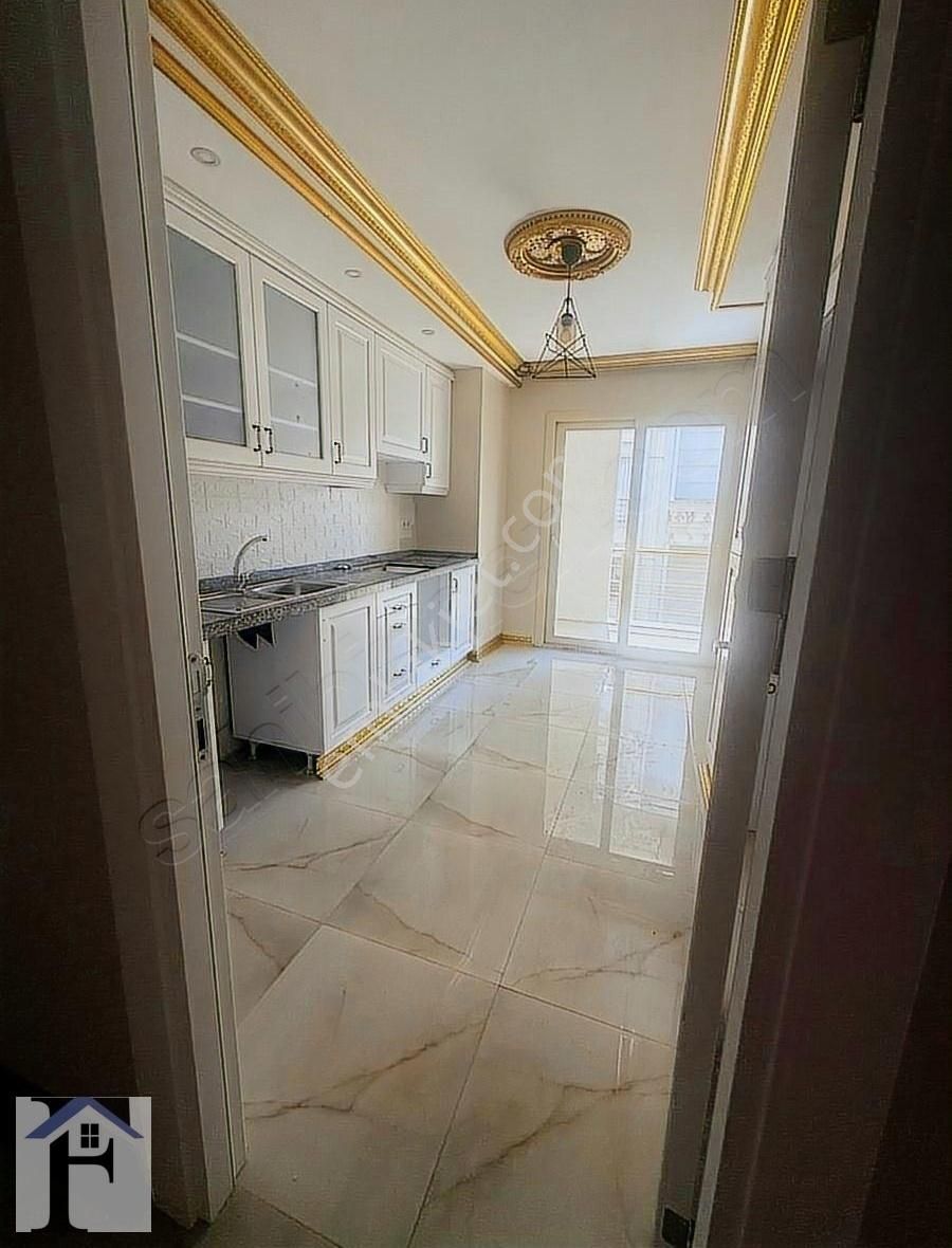 Silivri Yorulmaz Sarayları Sitesi 3+1 Satılık Boş Daire