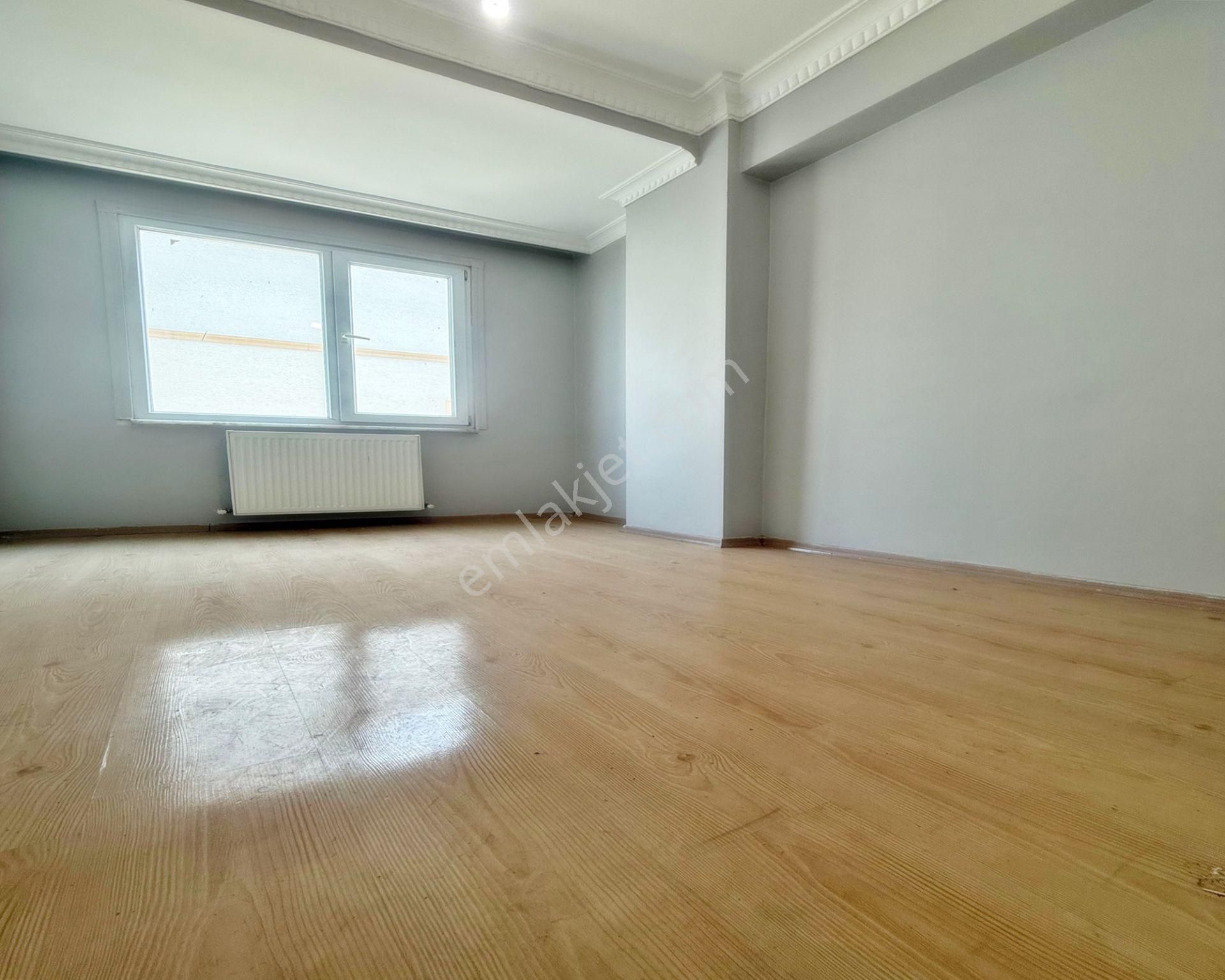 Esenyurt Talatpaşada Asansörlü İskanlı 2+1 Ara Kat