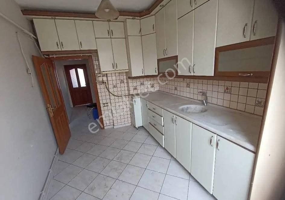 Samsun İlkadım Yenidoğan Mahallesi'nde 2+1 Kiralık Daire