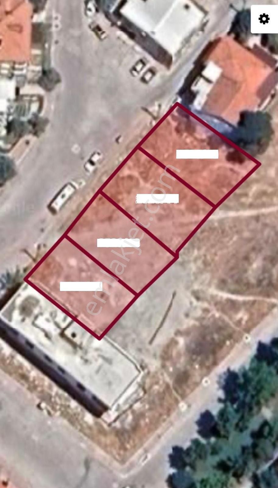 Anafartalar Mah. Satılık 4 Parsel B+2 Arsa