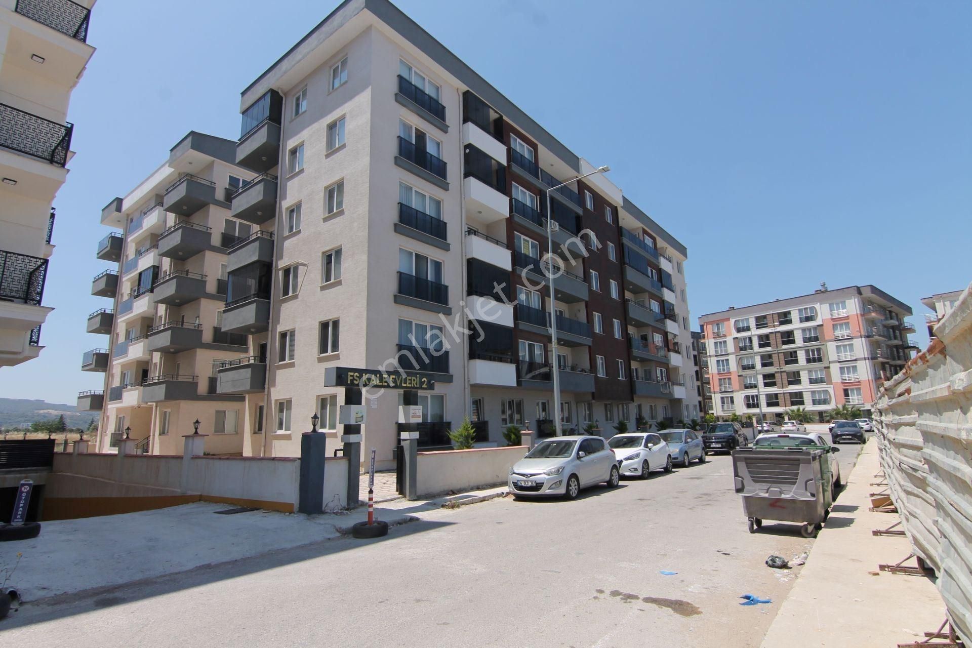 Çanakkale İsmetpaşa Tekzen Bölgesi Arakat Satılık 2+1 Daire
