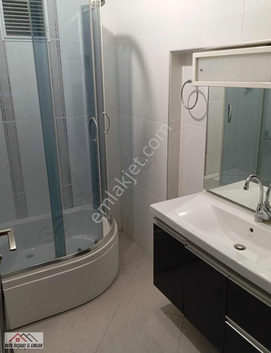 Reisten Emirsultanda 2+1 95m2 1.kat Kombili Full Eşyalı Kiralık
