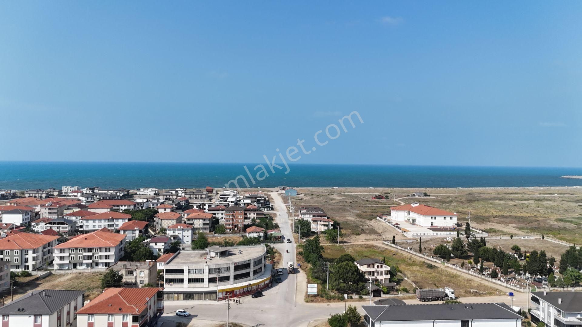 Re/max Mavi Havuzlu,aqualı, Kombi Petekli,deniz Gören 4+1 Daire