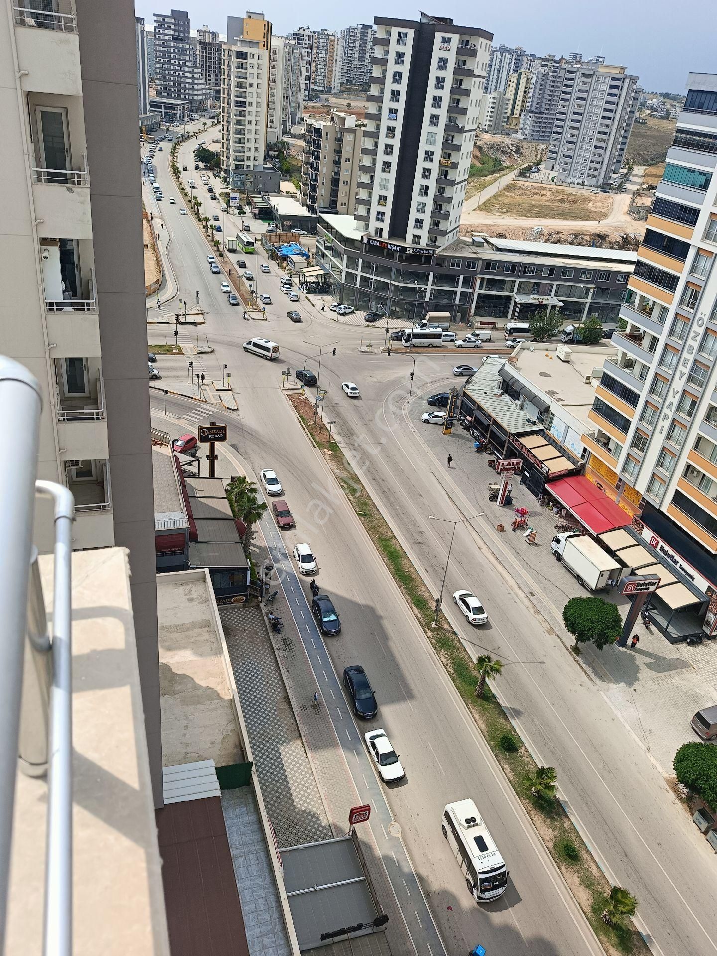 Birlik Gayrimenkulden Bulvar Üzeri 3+1 Doğalgazlı Ankastreli Kaçmaz Kiralık Daire!!!