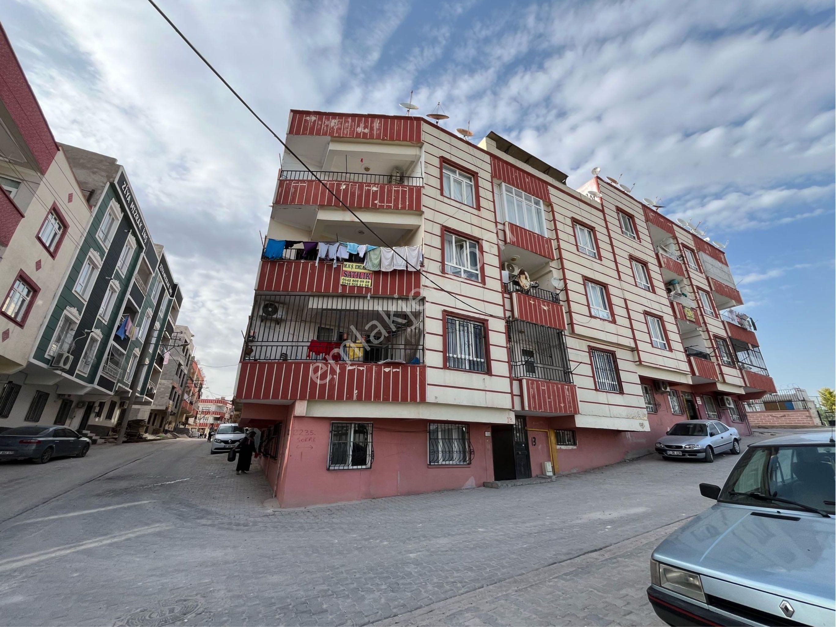 Acil Acil Ahmet Yesevide Satılık 3+1 Daire