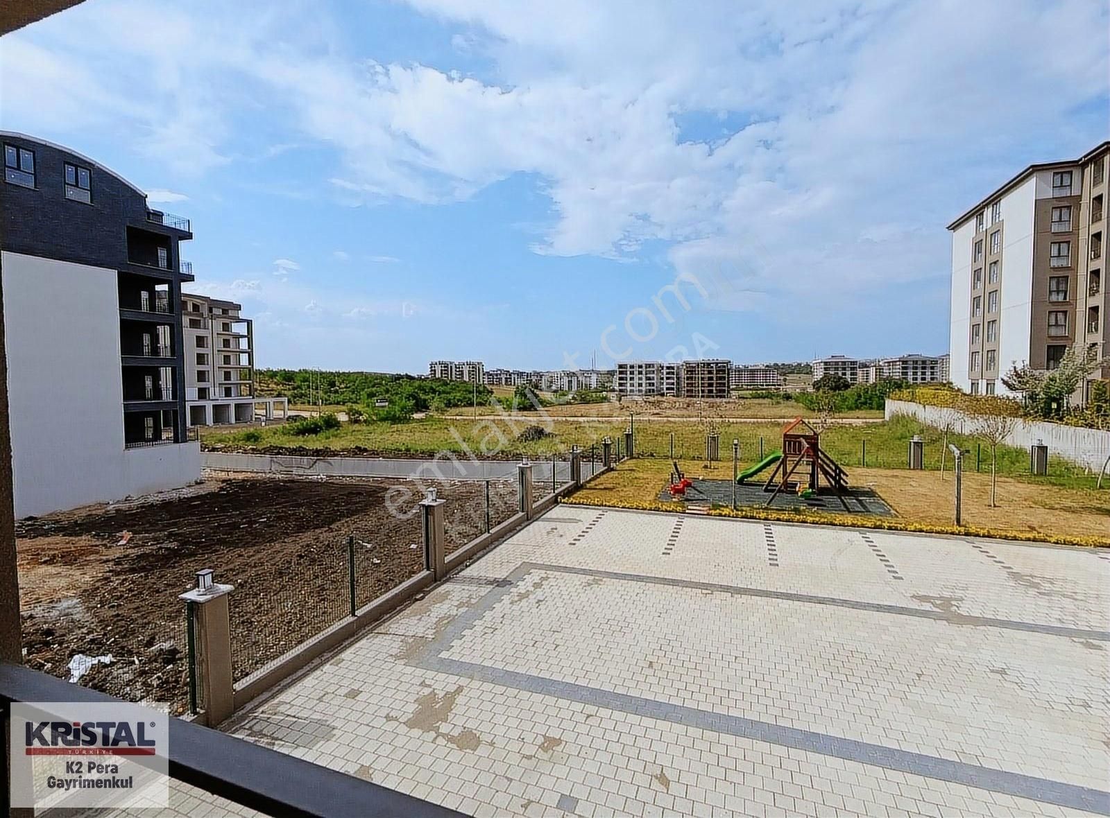 K2 Pera Bursa Kayapa 2+1 Site İçi Satılık Daire