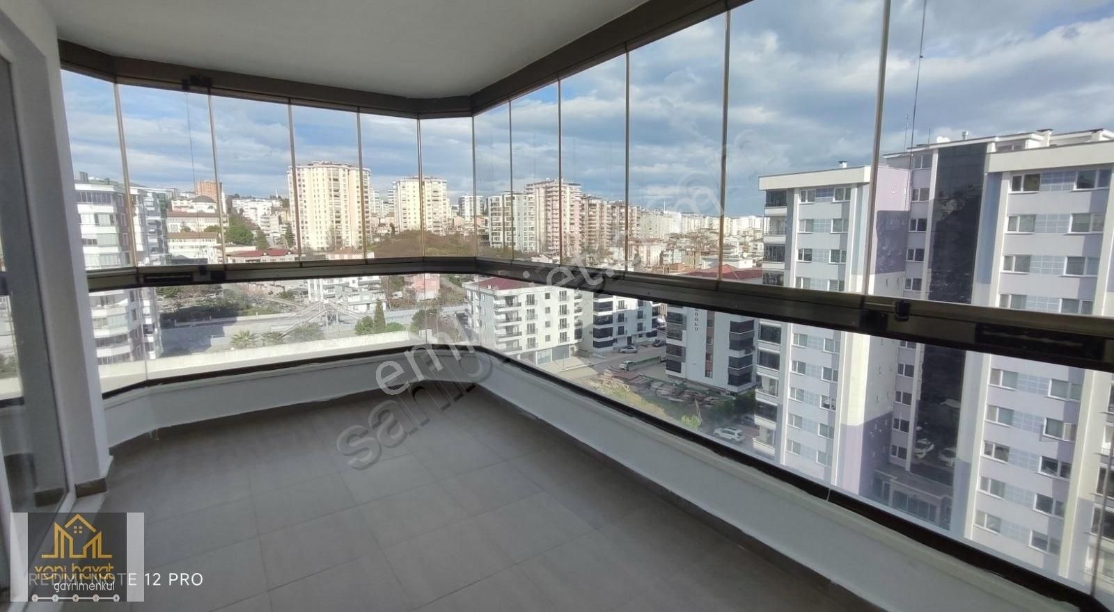 Derebahçe Mh De Site İçi Havuz,kapalı Otopark,güvenlik Kiralık