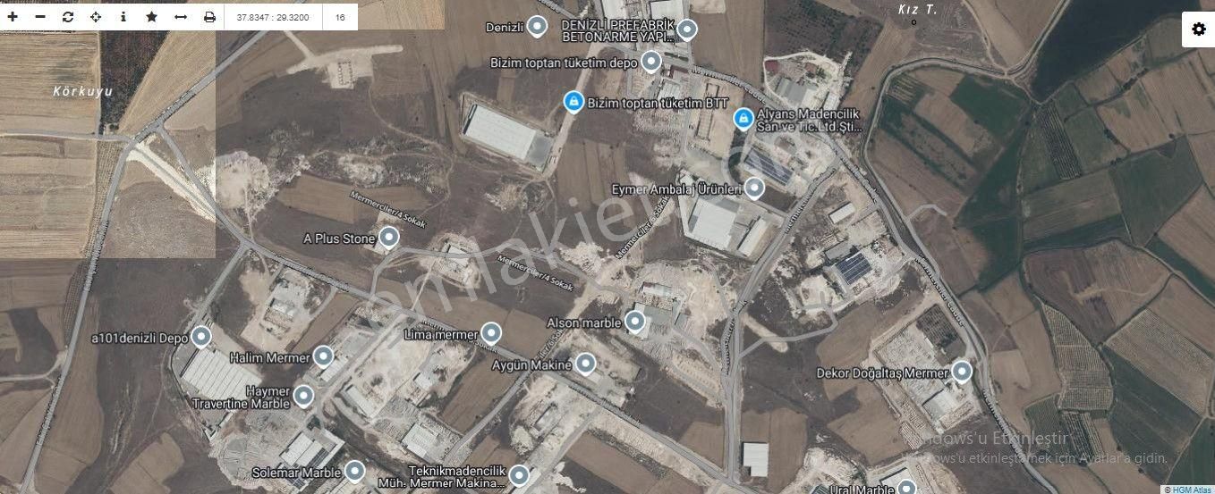 Honaz Dereçiftlikte Satılık 5000 M2 Sanayi Arsası