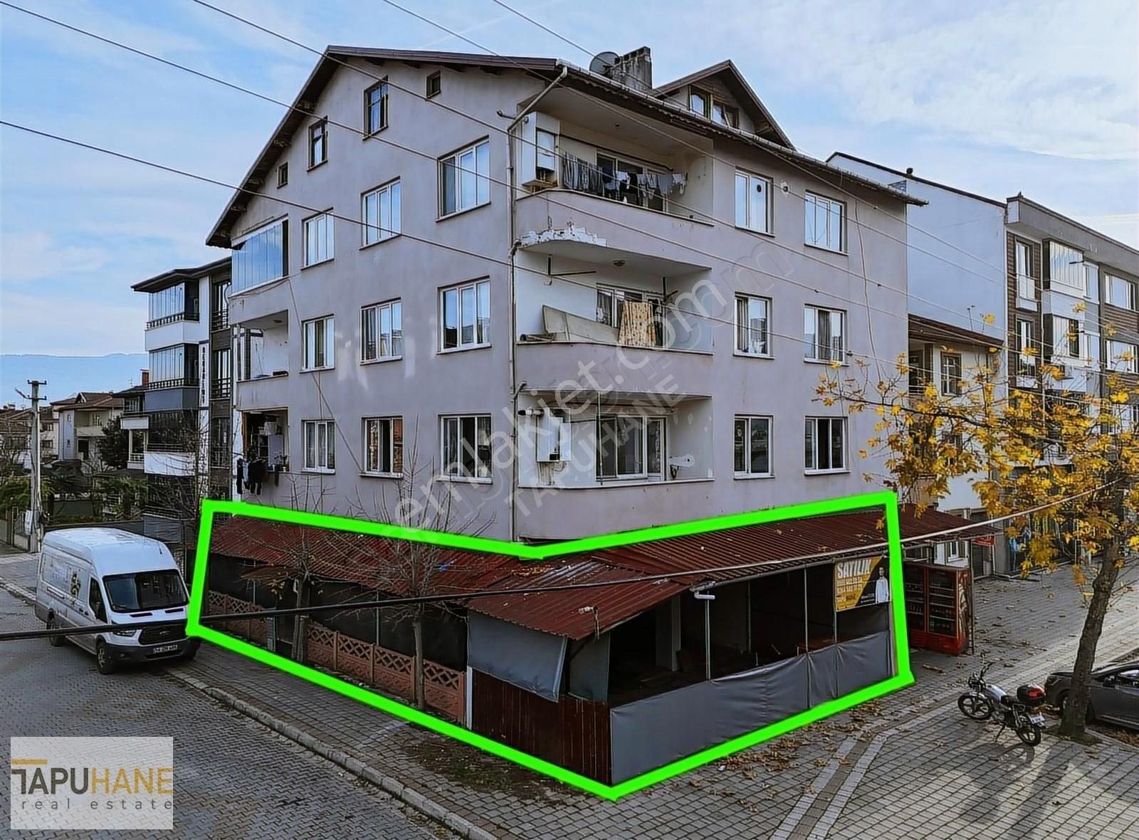 Tapuhane'den Beştepeler Cadde Üzeri Satılık Köşe Dükkan