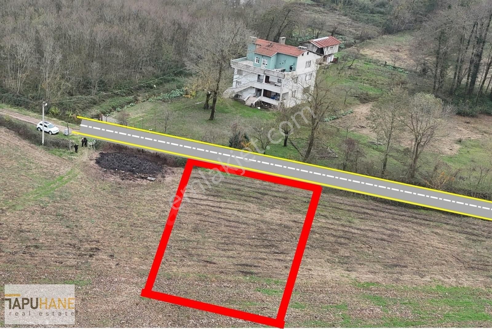 Tapuhane'den Hendek Sarıyerde Satılık 705 M2 İmarlı Arsa