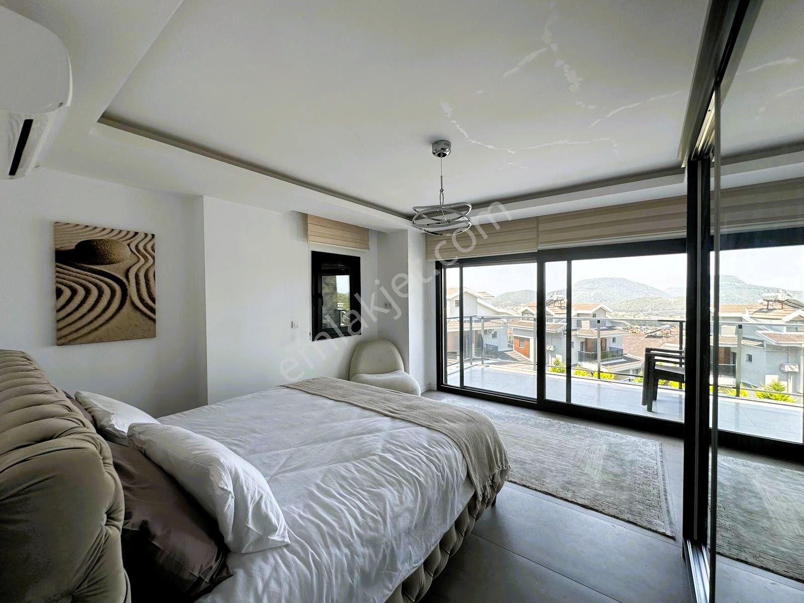 Ovacık'da Özel Havuzlu Bahçeli 6+1 Satılık Villa - Görsel 4