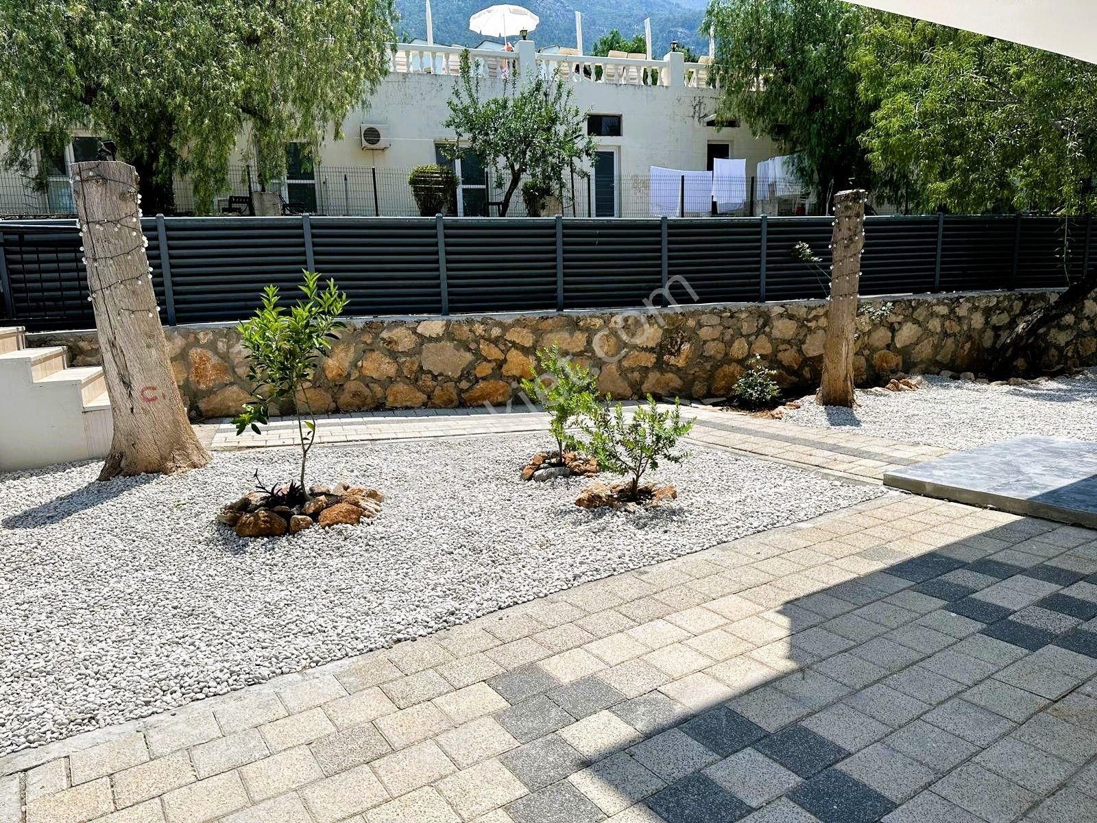 Ovacık'da Özel Havuzlu Bahçeli 6+1 Satılık Villa - Görsel 8