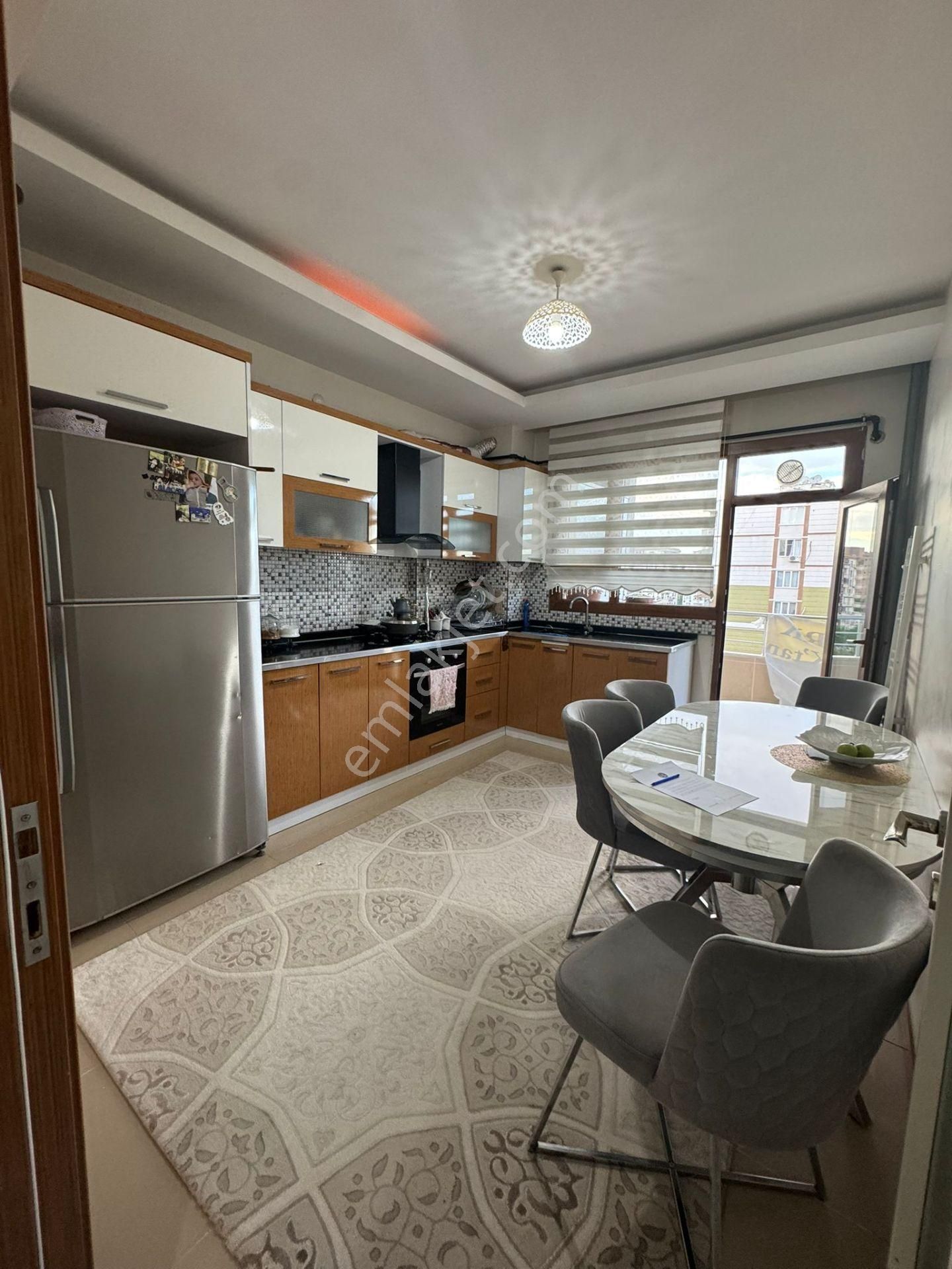 Doğum Hastanesi Arkası Lüks Daire