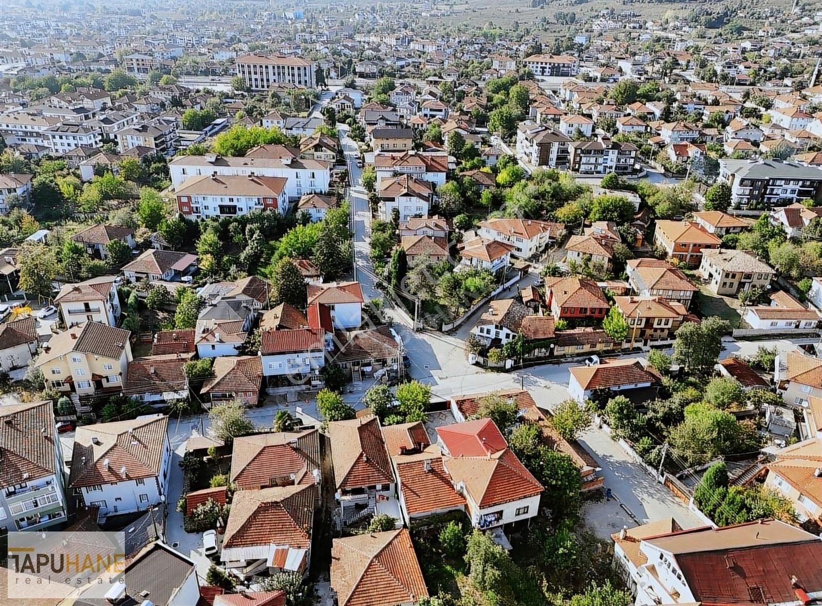 Tapuhane'den Dereboğazı Mah. Satılık Müstakil Ev Ve Arsası