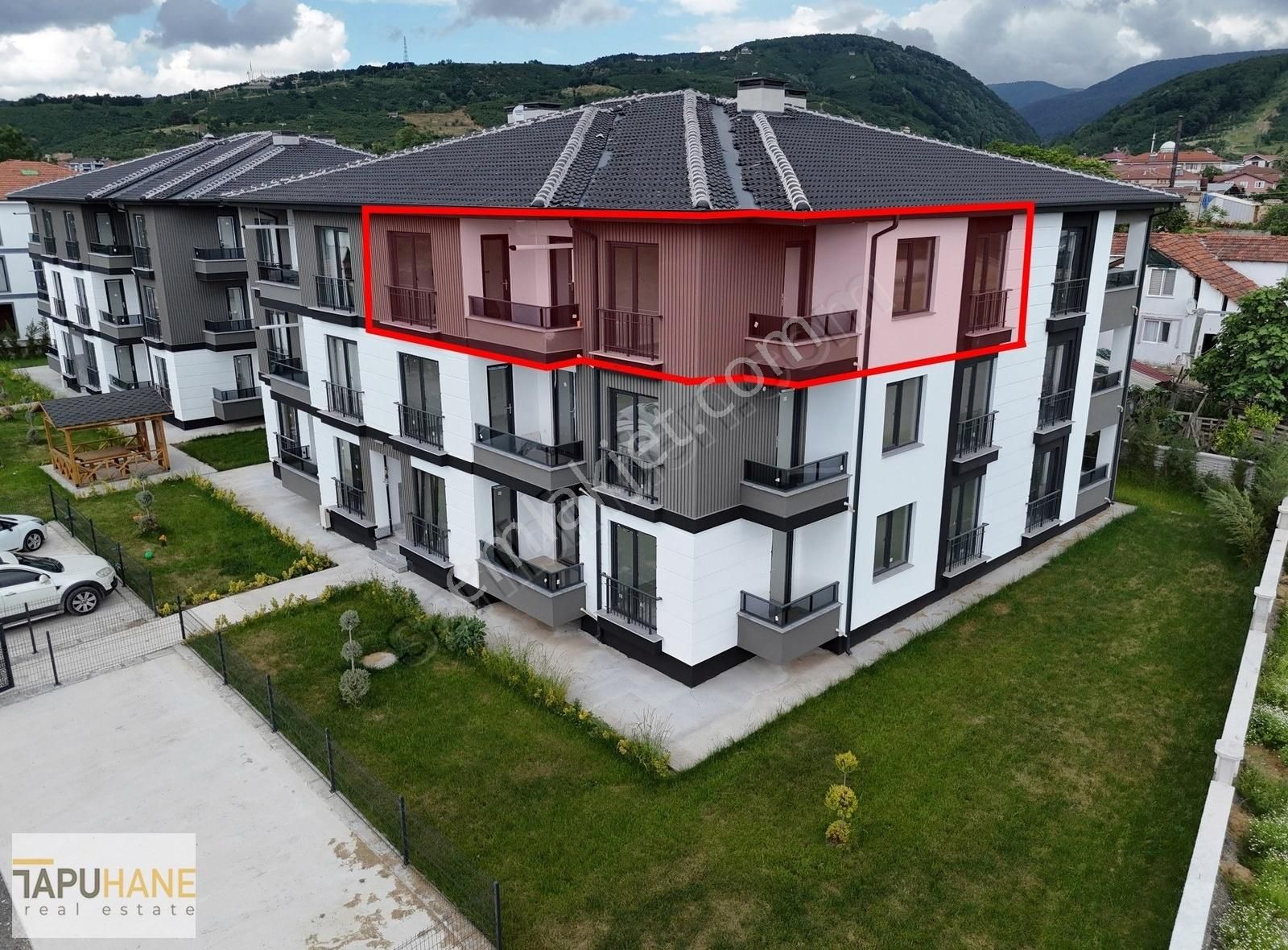 Tapuhane'den Sarıdede Mah. 3+1 Site İçerisinde 135m2 Daire