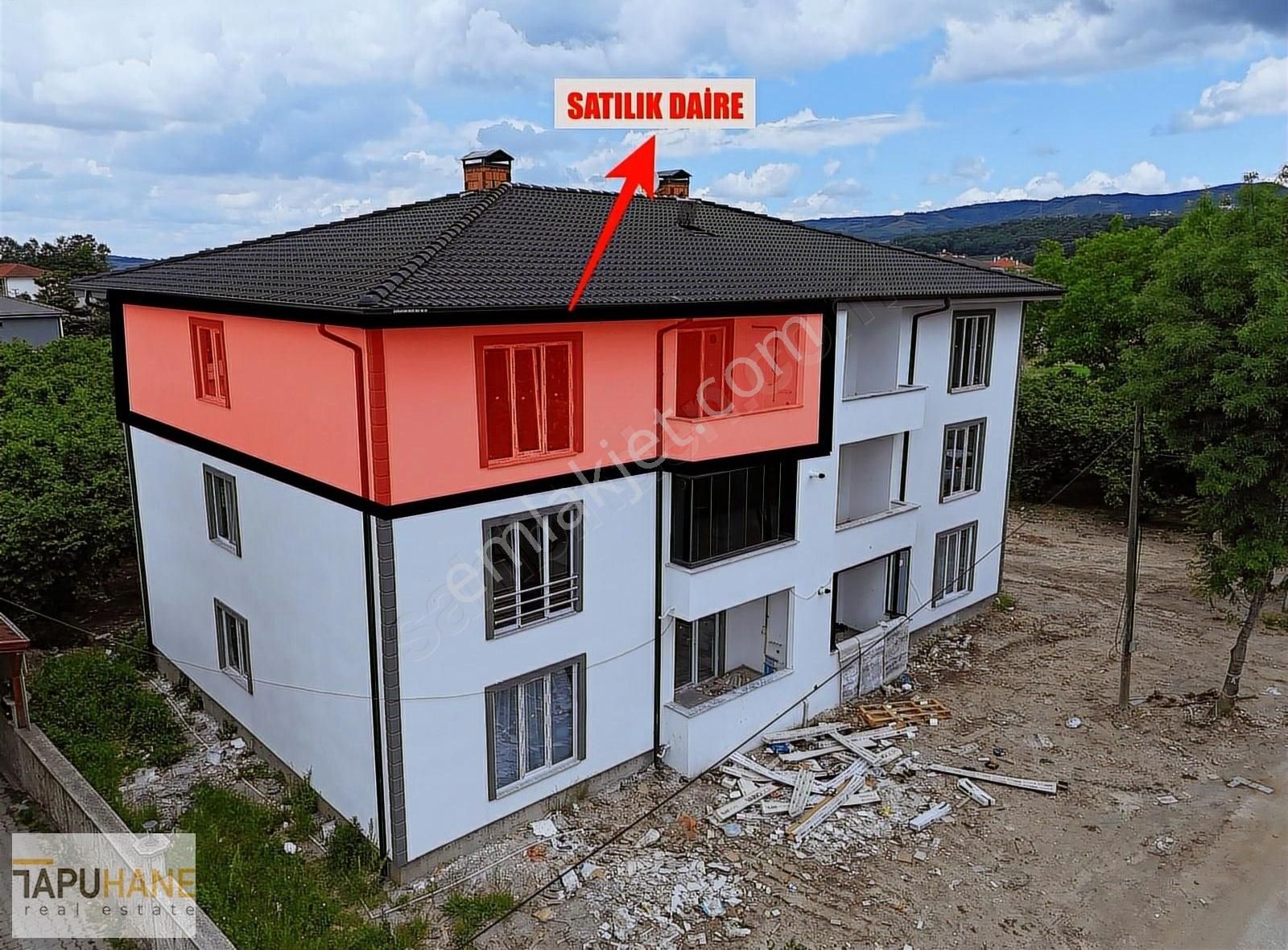 Tapuhane'den Rasimpaşa Mahallesinde Satılık 3+1 Daire