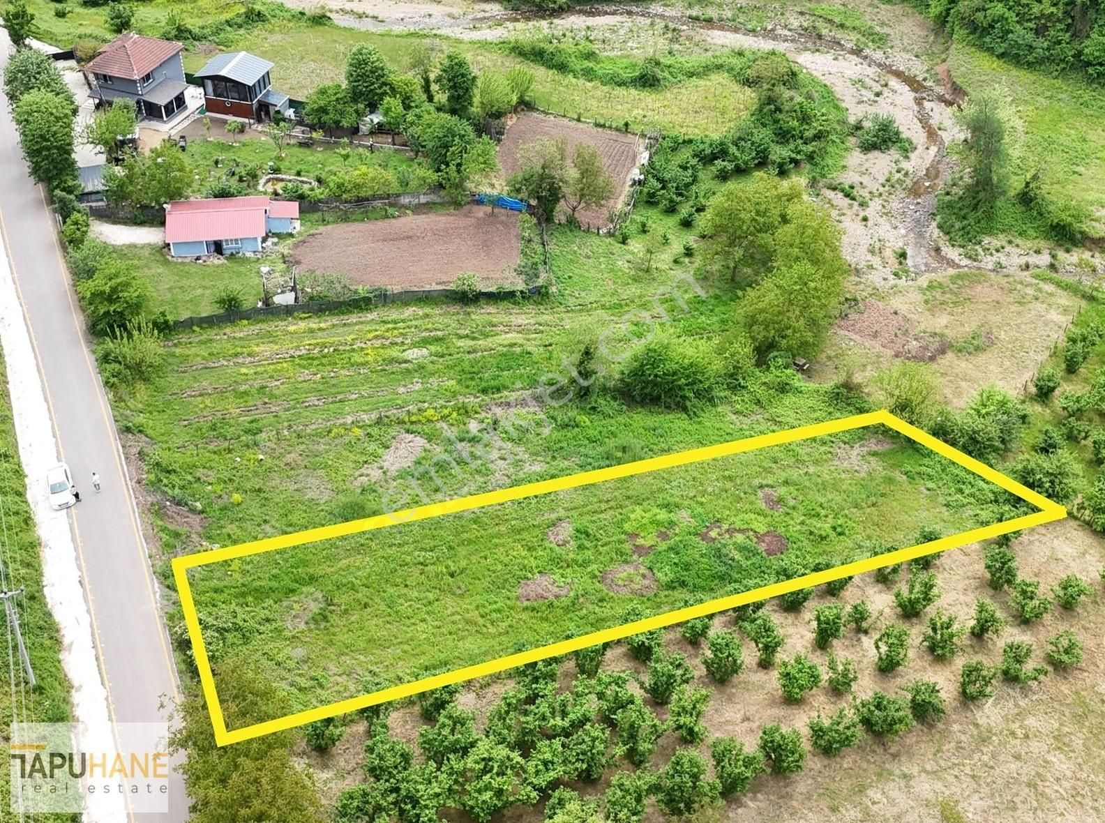 Tapuhane'den 900 M2imarlı Arsa