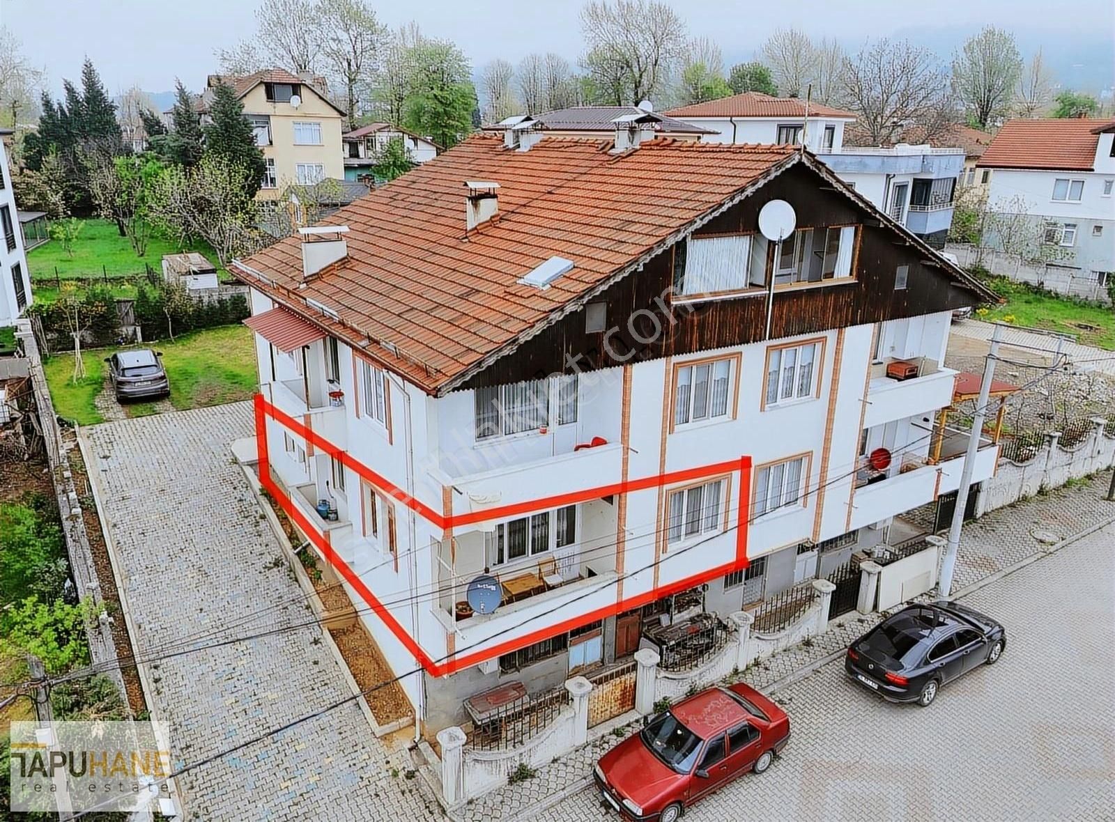 Tapuhane'den Hendek Dereboğazı Çay Kenarında Satılık Daire