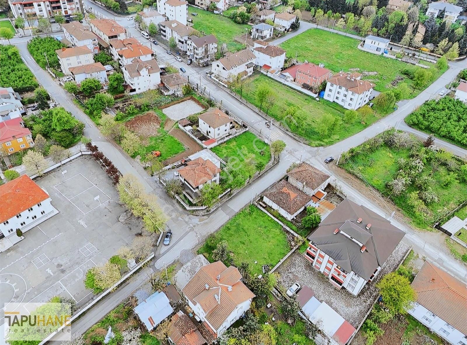 Tapuhane' Den Yeni Yüzyıl İ.o Yanı 307 M2 Satılık İmarlı Arsa