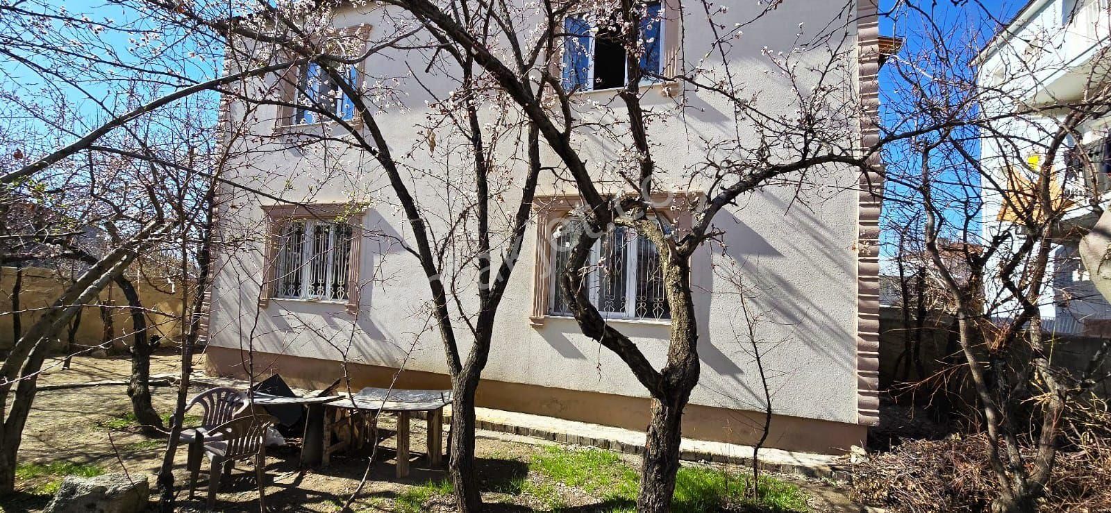 Satılık Müstakil Tapu