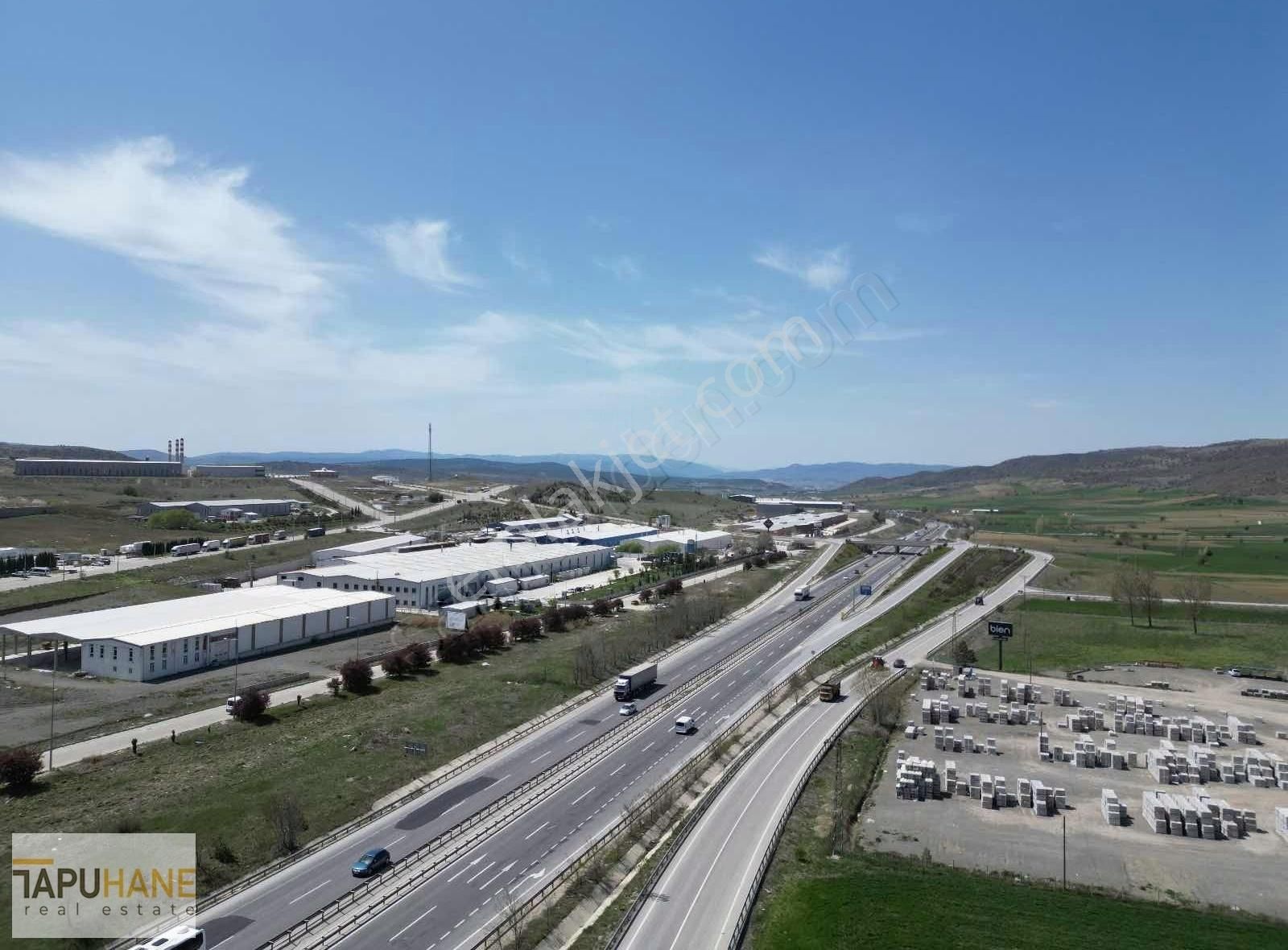 Bozüyük Organize Sanayi Karşısında Satılık 6744 M2 Satılık Arsa
