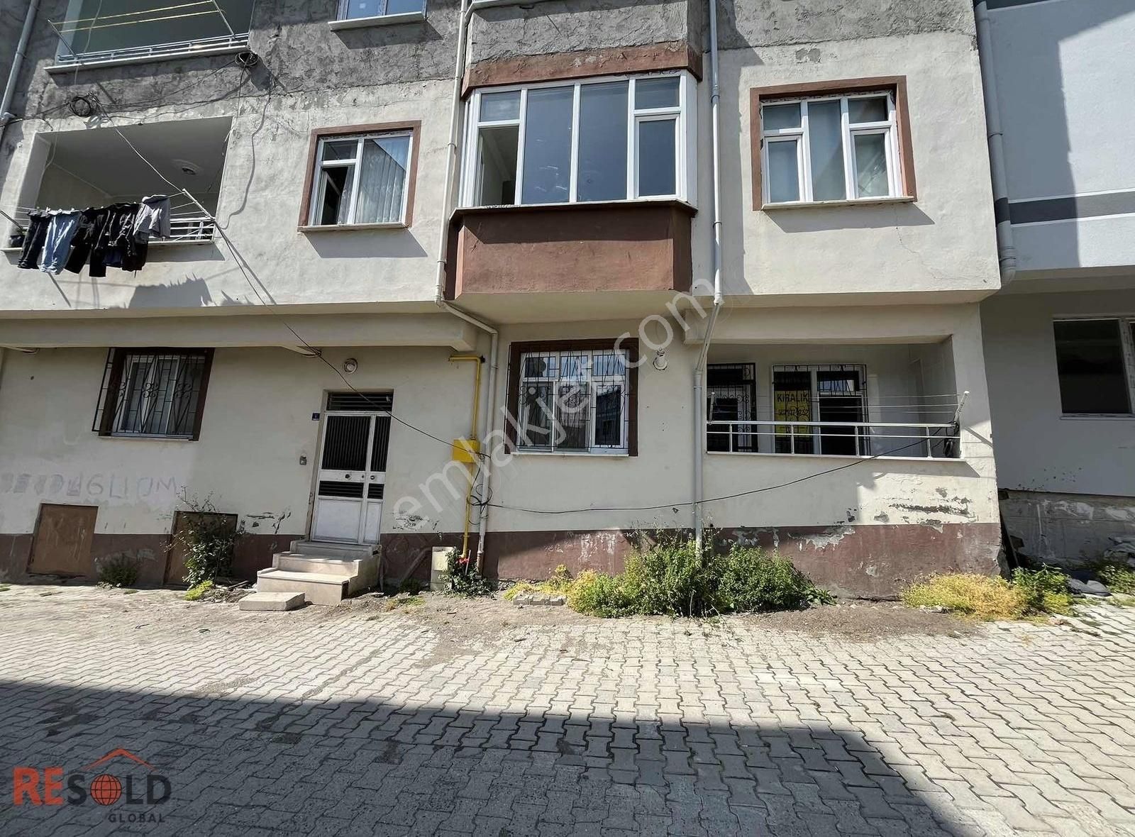 Global Resolddan Çamurlu Mahallsein De Kiralık Daire..!