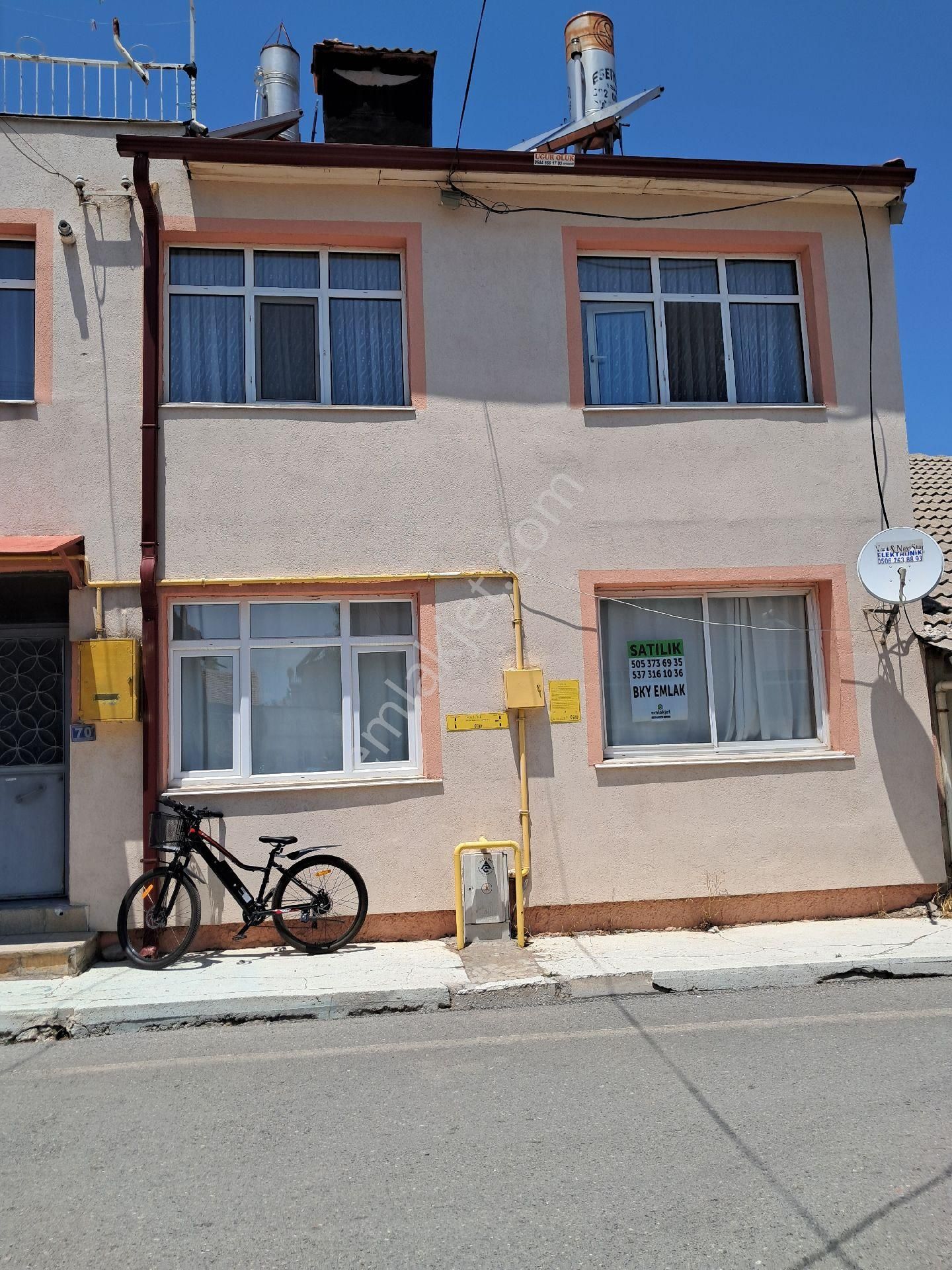 Konya Seydişehir Ulukapı Mahallesinde Ferdi Kombili Satılık Daire