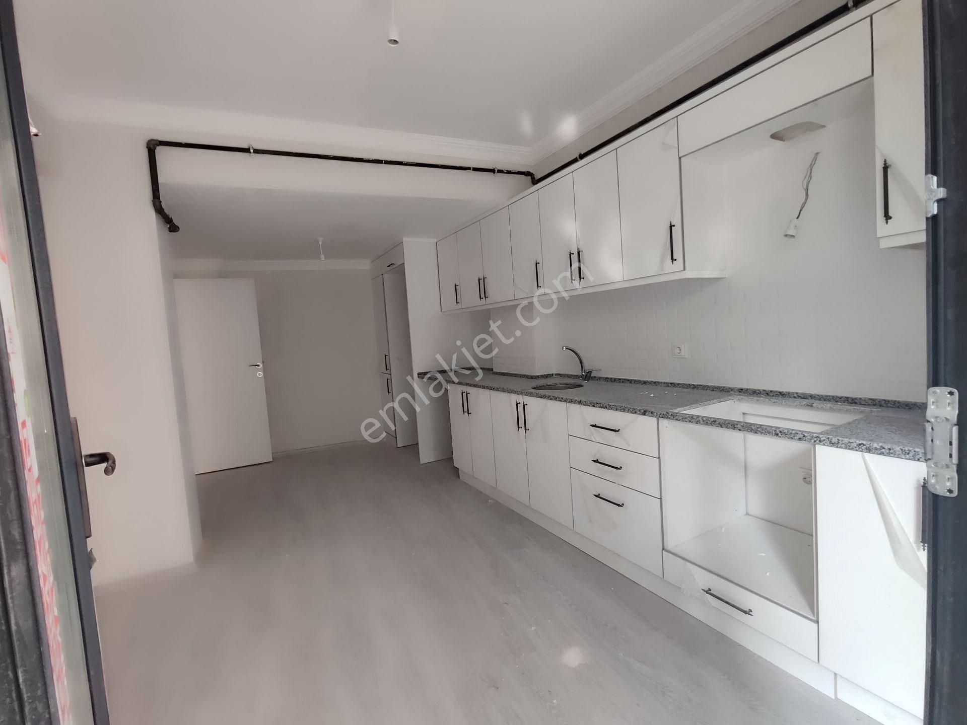 Altın Emlaktan Satılık Daire 2+1