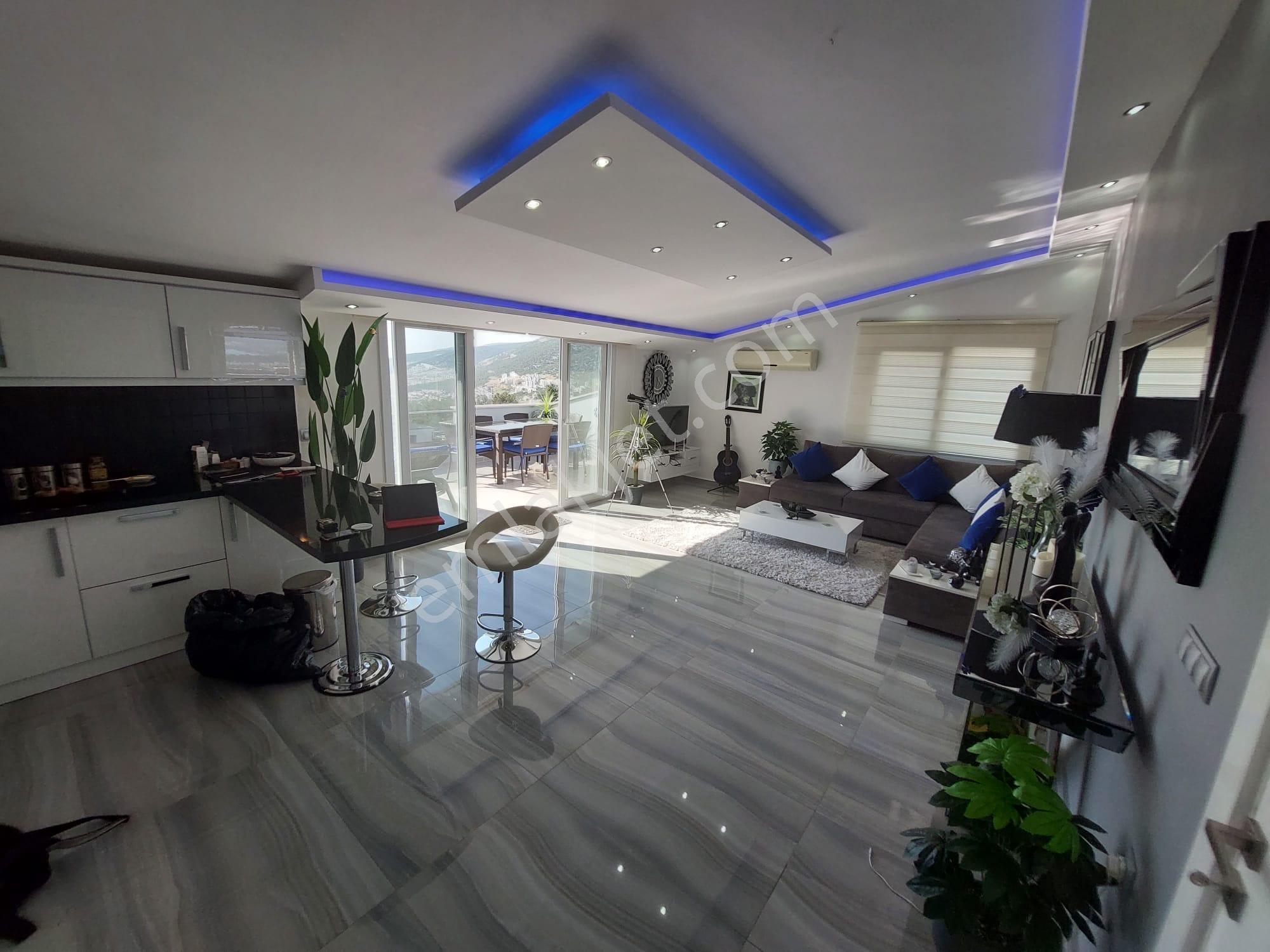 Aydın Akbük'te Satılık Havuzlu Site İçerisinde Ful Eşyalı 3+1 Dubleks Daire - Görsel 15