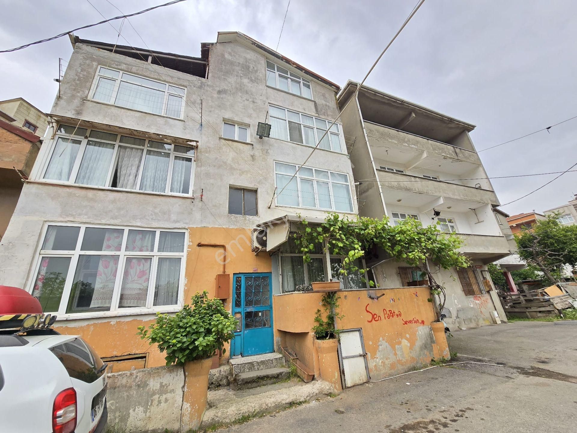 Pendik Fatih Mahallesinde Satılık 2+1 Daire