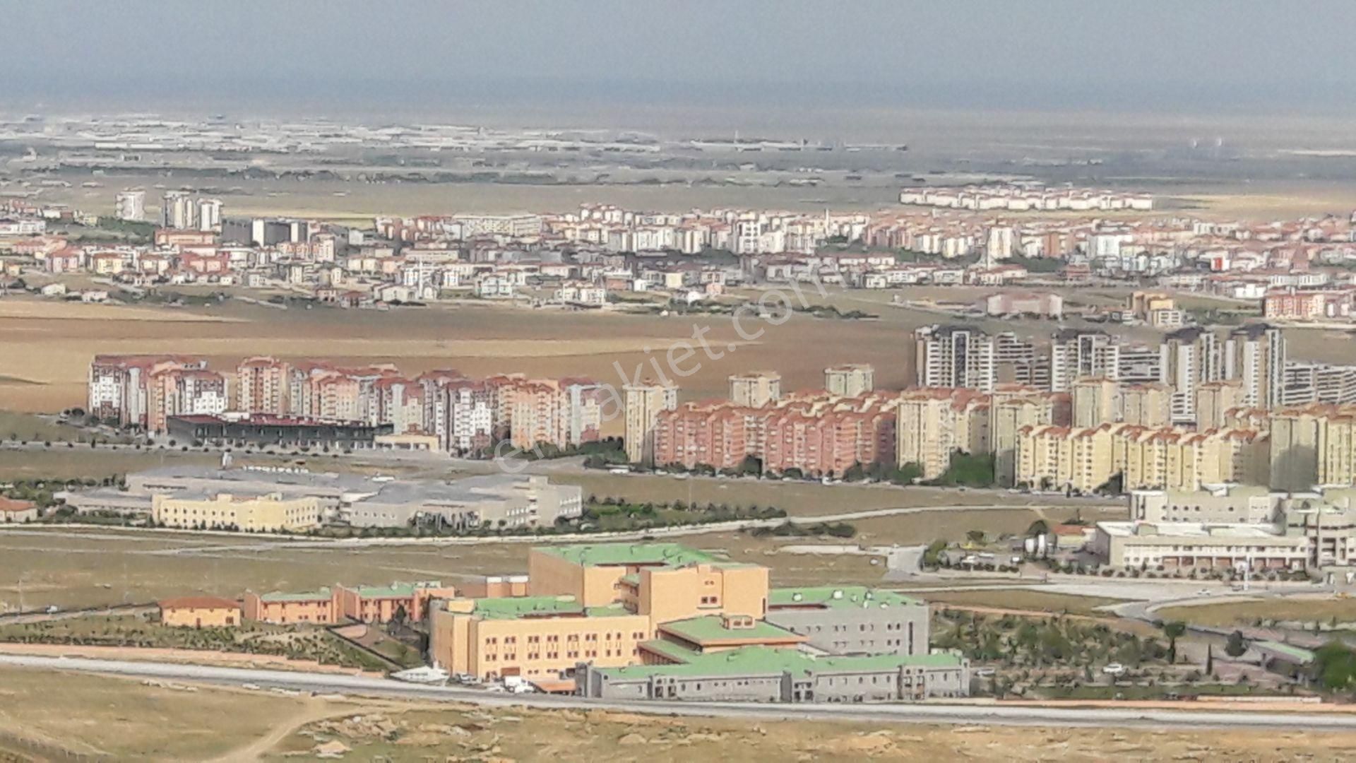 Full Şehir Manzaralı Doğu Dağının En Çok Tutlan Bölgesindeki Villa Arsamız Satılıktır