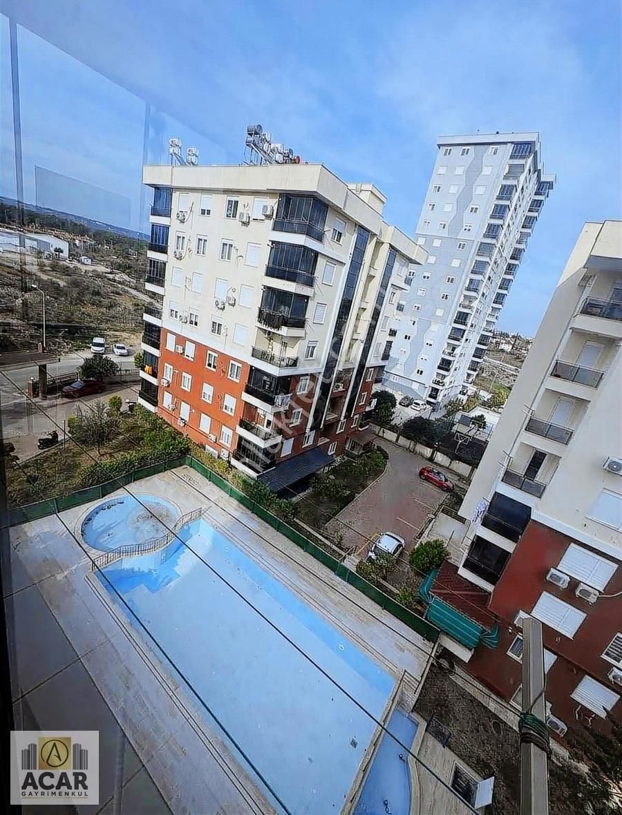 Uncalıya Komşu Havuzlu Site