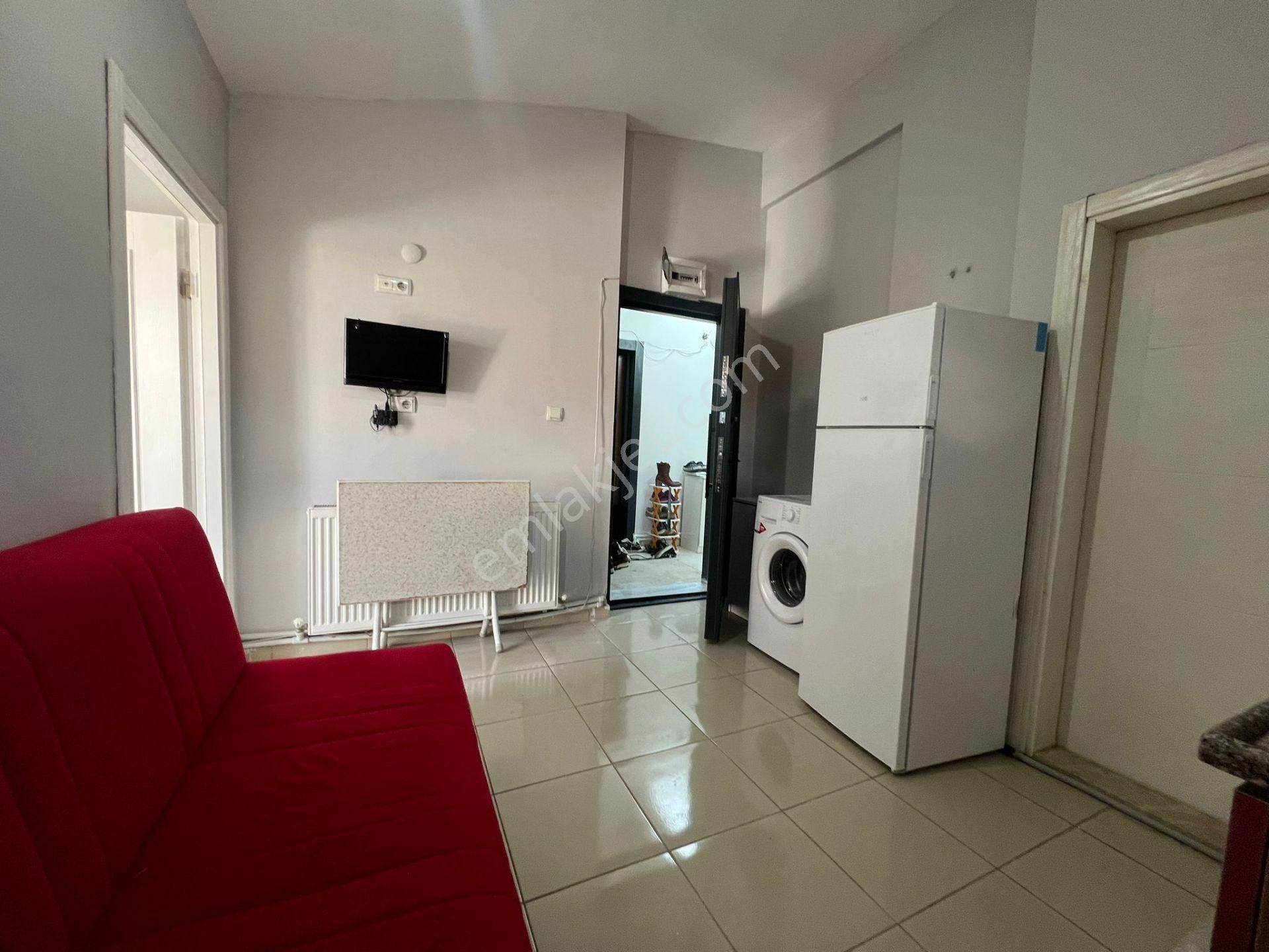 Orman Bölge Müdürlüğü Üzerinde Kiralık Balkonlu 1+1 Eşyalı Apart