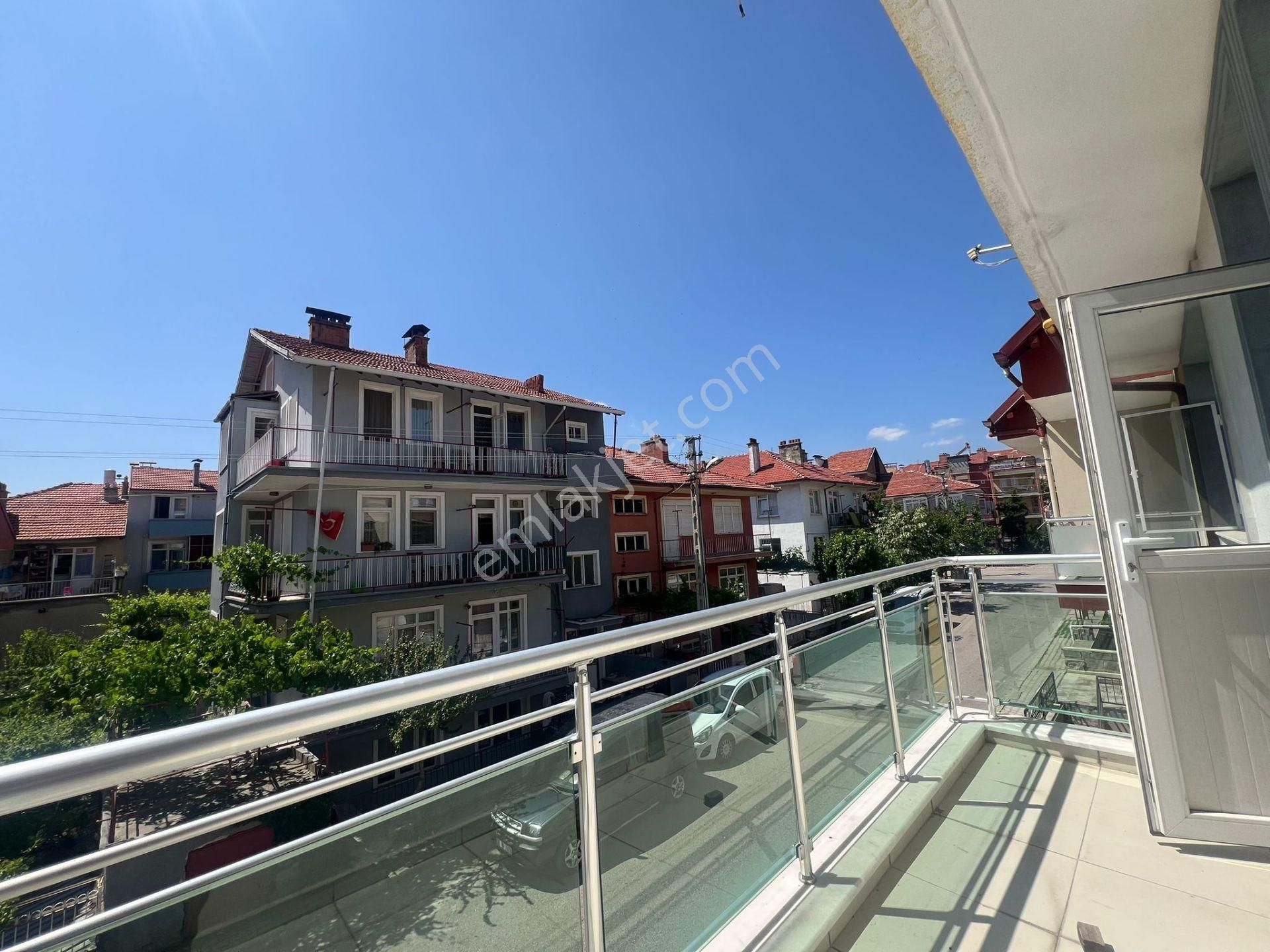 Orman Bölge Müdürlüğü Üzerinde Kiralk 1+0 Arakat Balkonlu Apart
