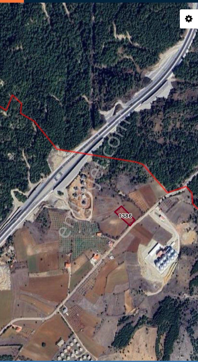 Eski Cankurtaran Yolu Üzerinde İmara Sıfır Tarlalar