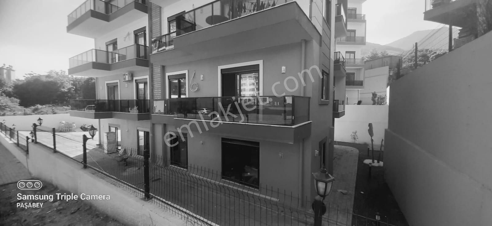 Alanya Çıplaklıda Sıfır Site İçersinde 2+1
