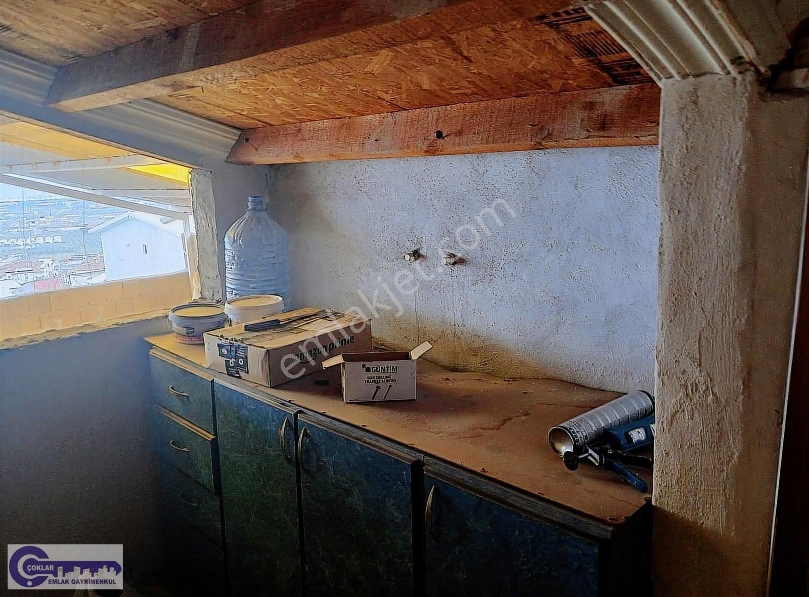 Çoklar'dan Hürriyet Mahallesinde Satılık 3 Katlı Müstakil Bina - Görsel 7