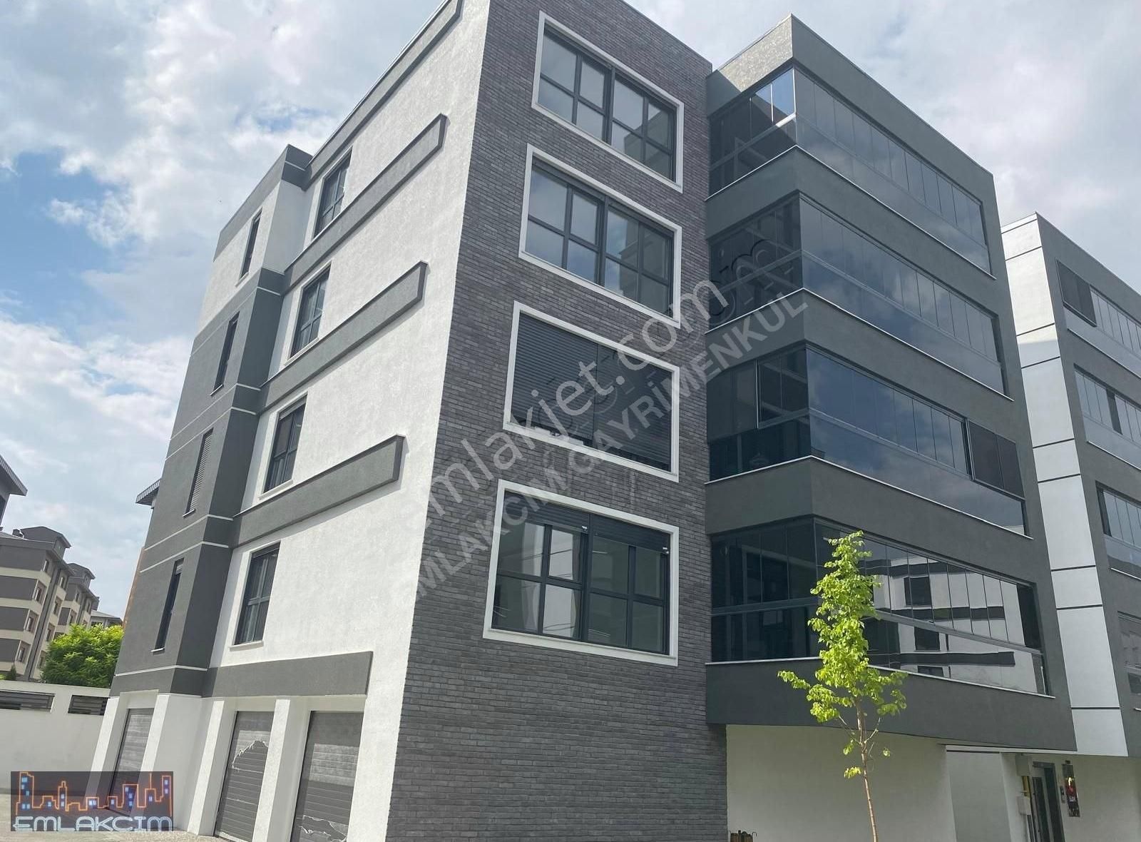 Emlakcımdan Batıkent Aryap 4de Lüks 4+1 Özel Garajlı 230 M2