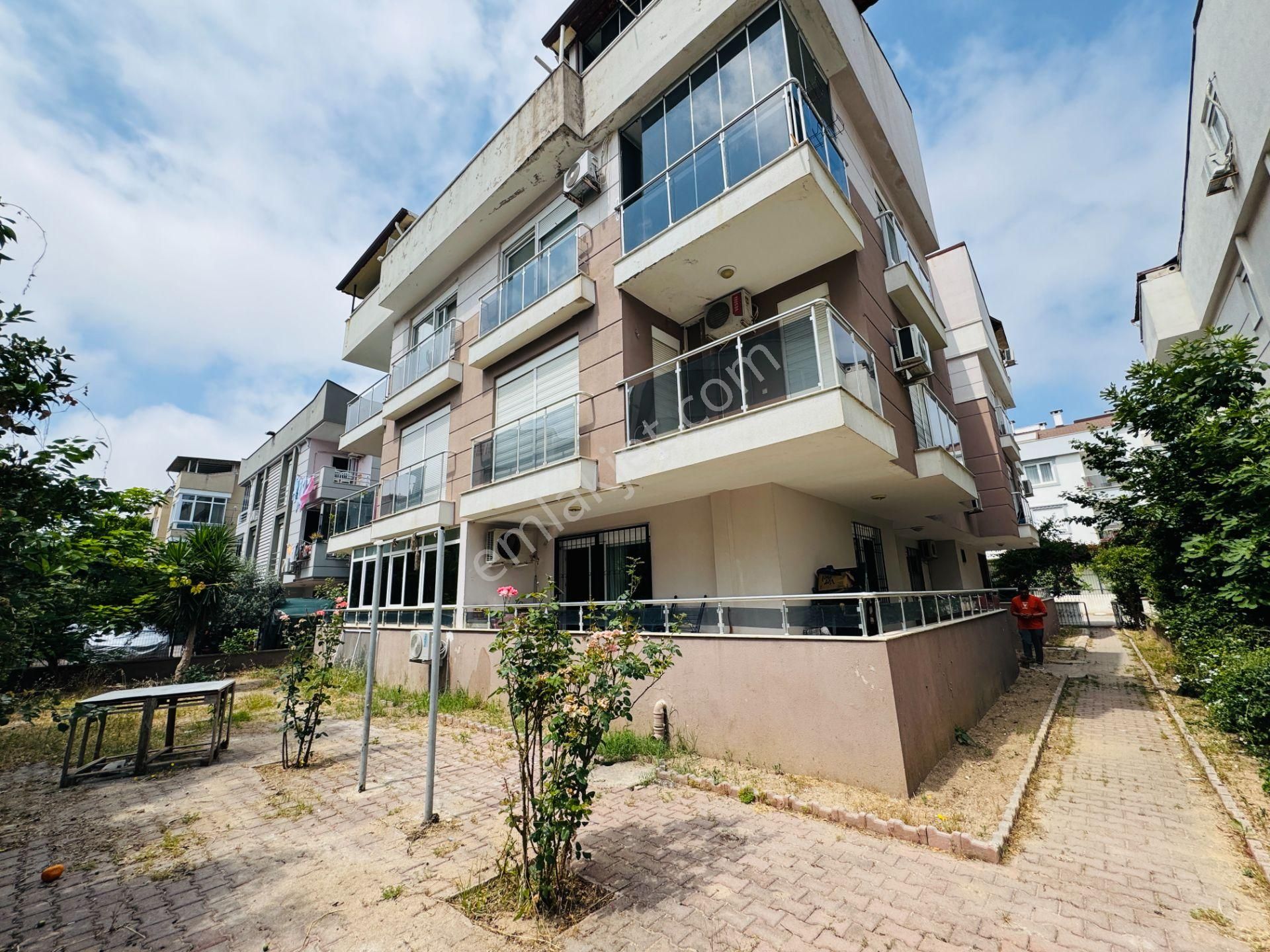 Güzeloba 'da Full Eşyalı Satılık Geniş 1+1