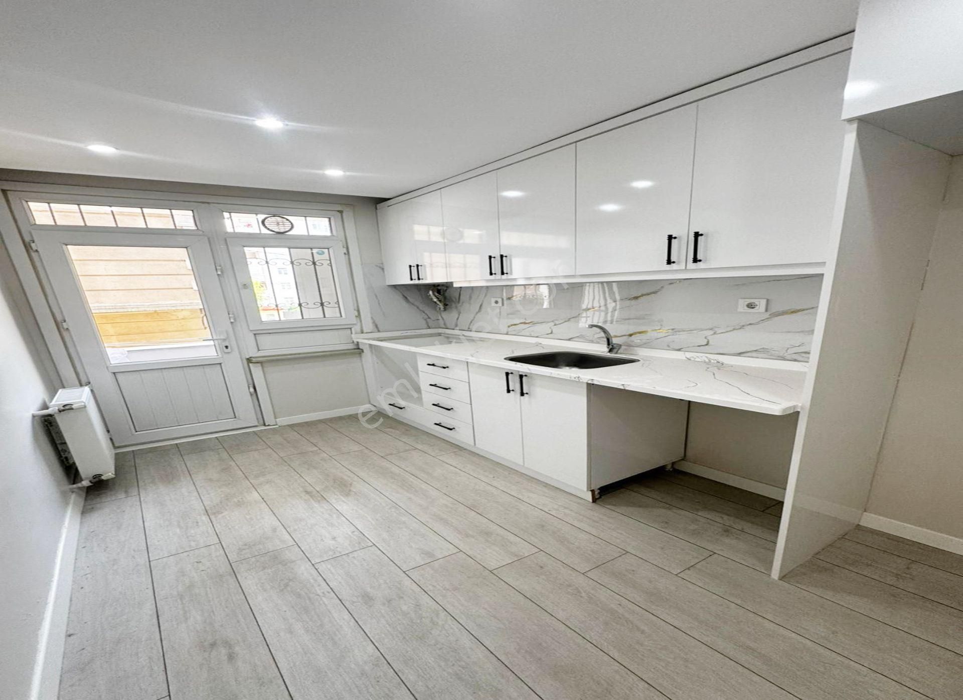 Metrobüse Yakın Lüks Yeni Bina Ferah 2+1 İskanlı Satılık Daire - Görsel 15