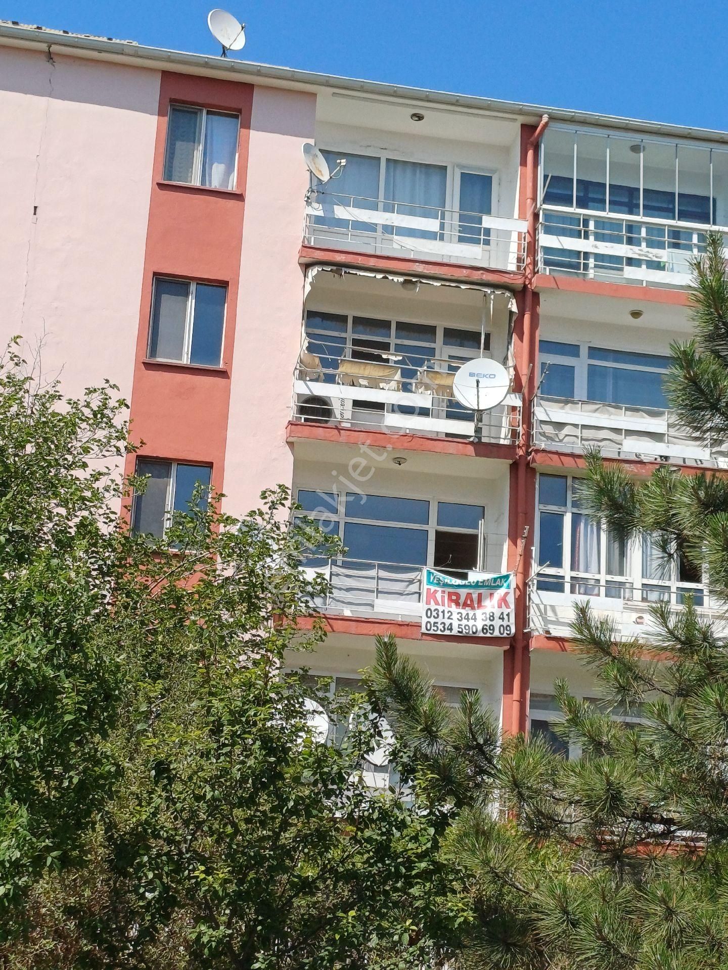 Yeşiloğlu Emlaktan Yenimahalle Merkezde Metro Yakınında Mmotorlutaşıtlarda Katta 2+1